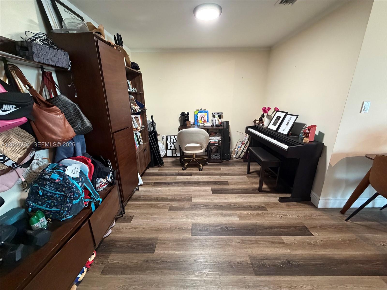350 S Miami Ave #1503, Miami FL 33130