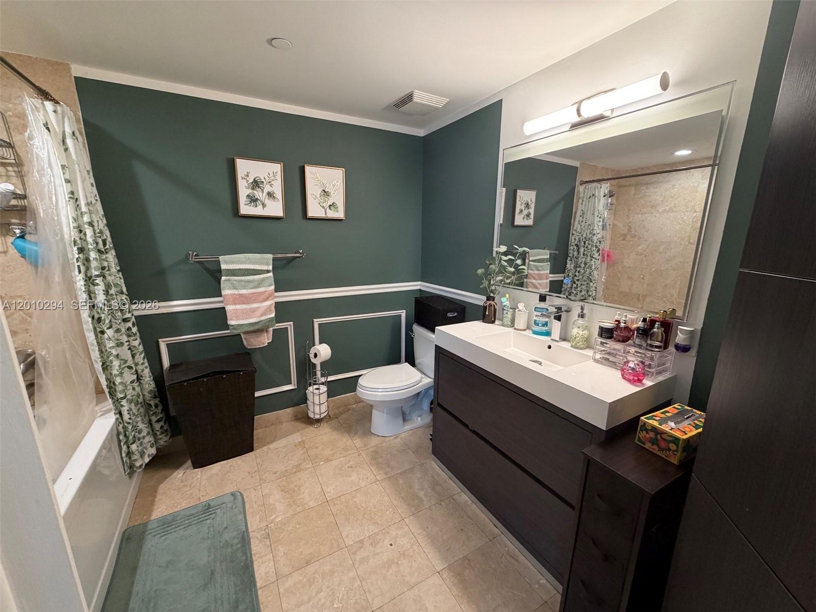 350 S Miami Ave #1503, Miami FL 33130