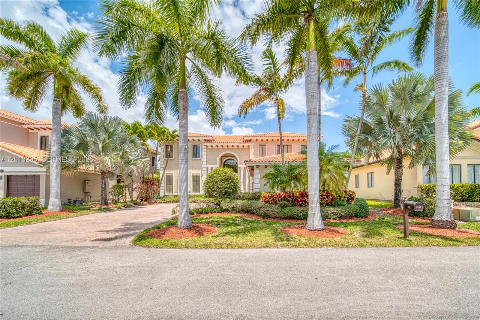 7601 SW 187th St, Cutler Bay FL 33157