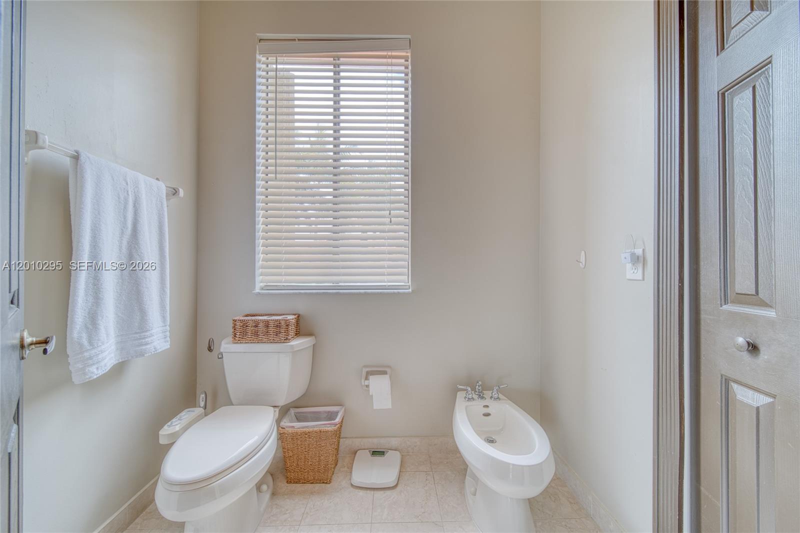 7601 SW 187th St, Cutler Bay FL 33157
