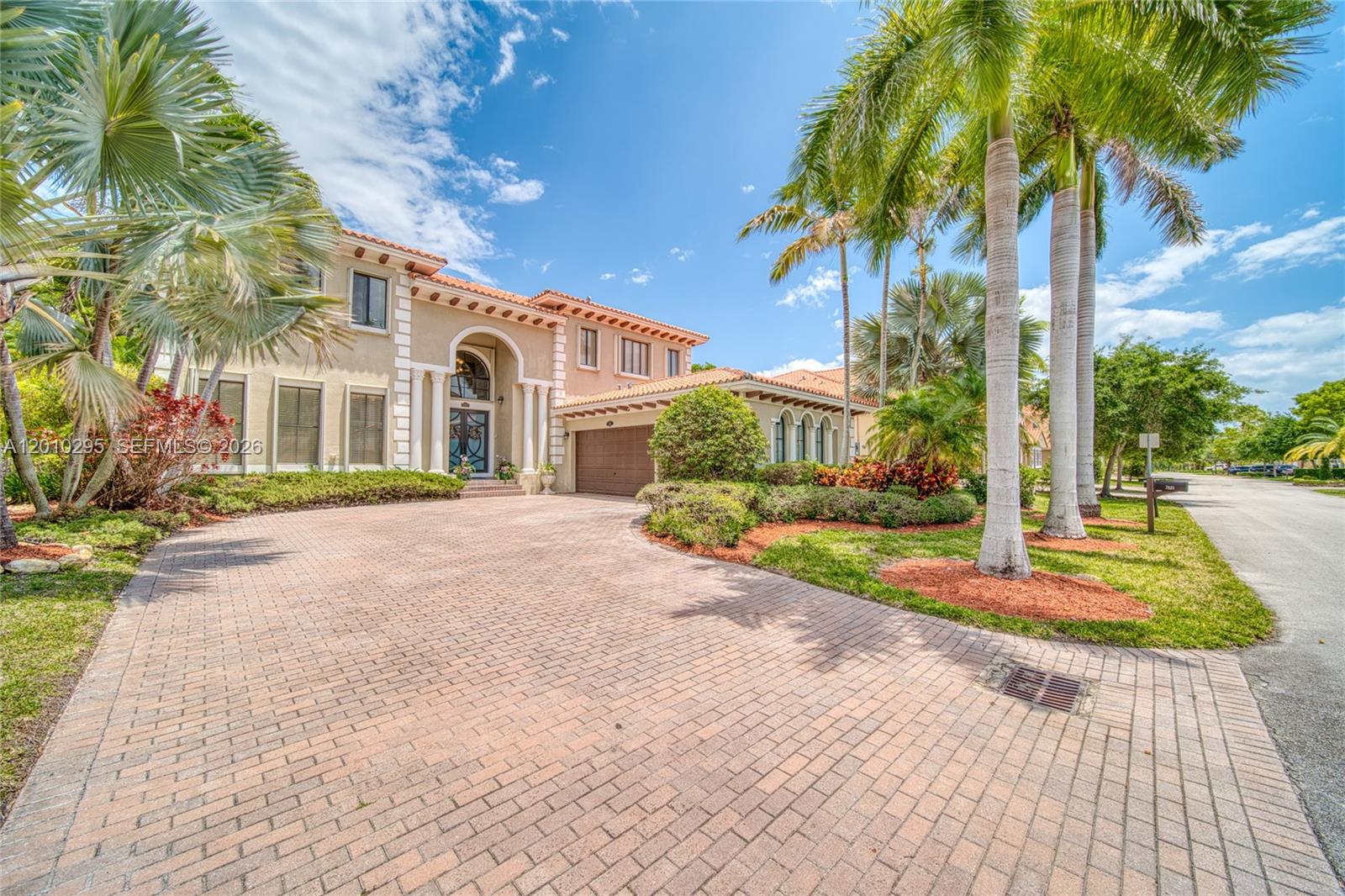 7601 SW 187th St, Cutler Bay FL 33157