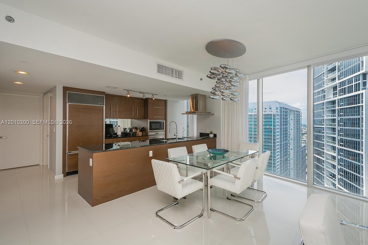 495 Brickell Ave #3710, Miami FL 33131