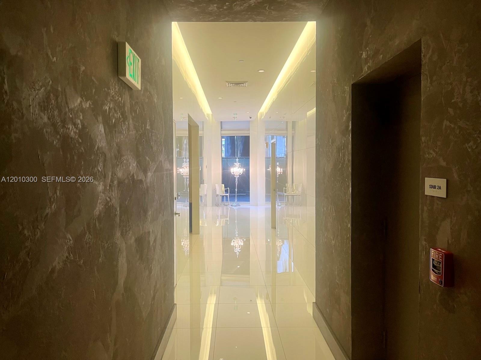 495 Brickell Ave #3710, Miami FL 33131