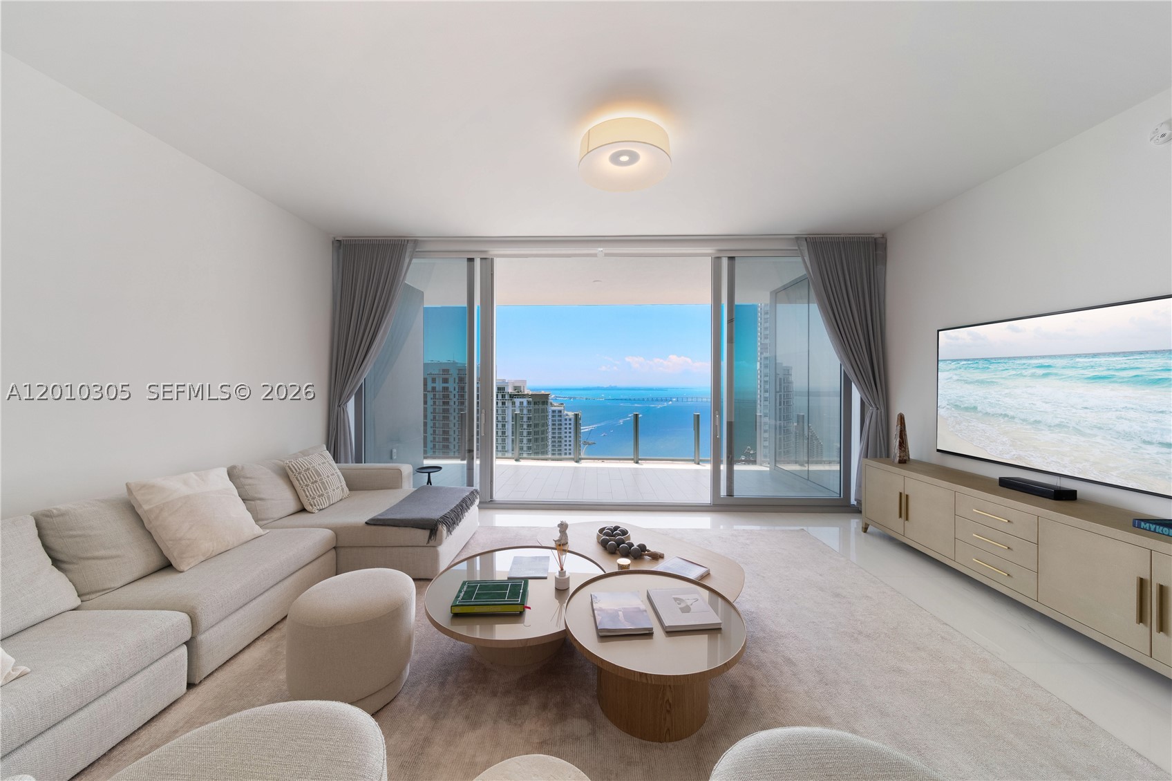 300 Biscayne Blvd Way #3503C, Miami FL 33131