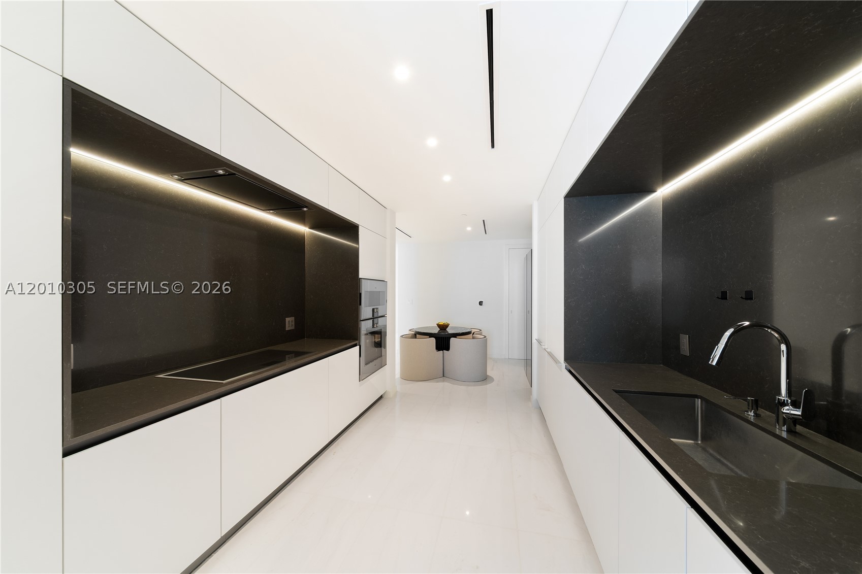 300 Biscayne Blvd Way #3503C, Miami FL 33131