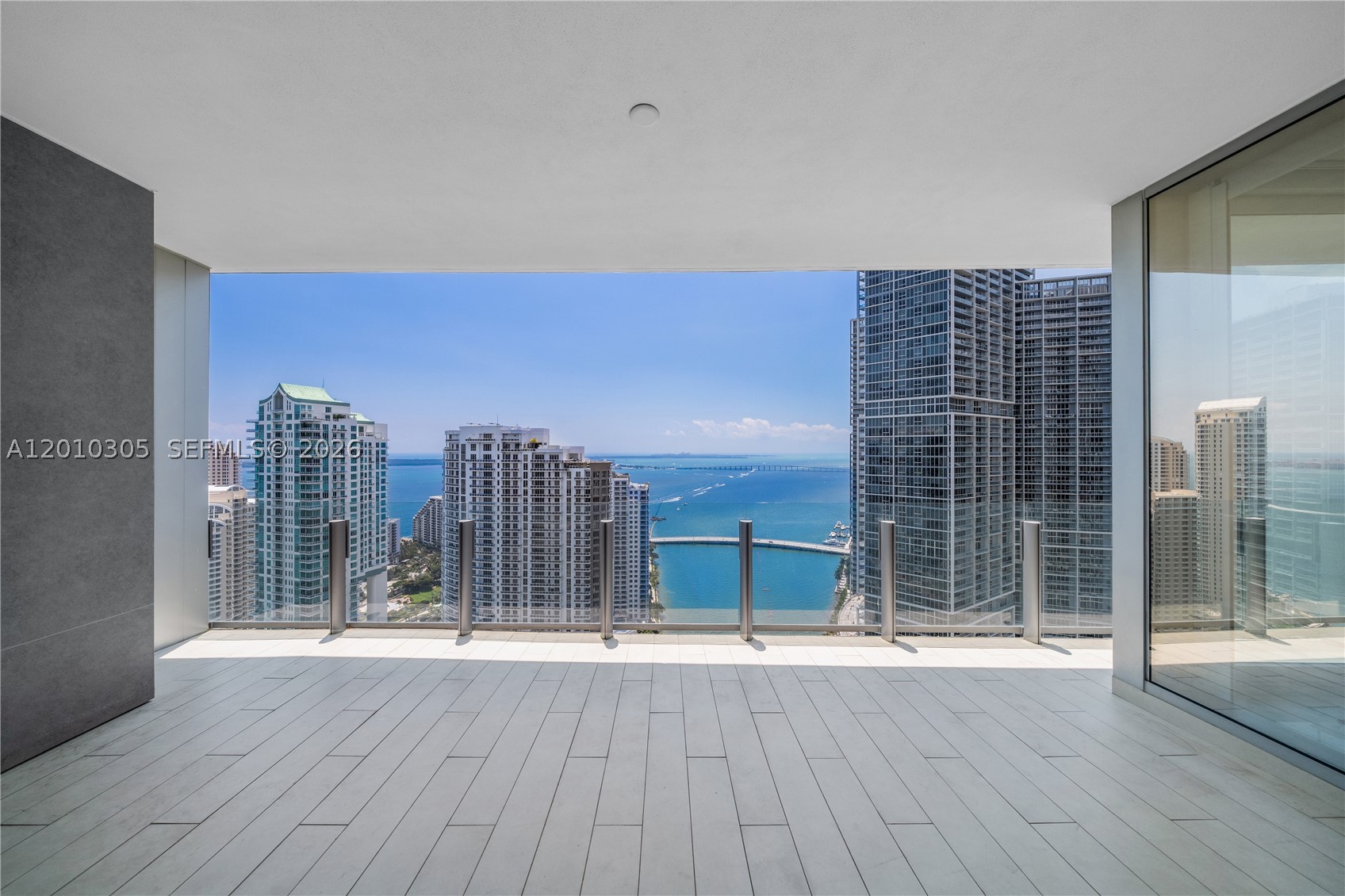 300 Biscayne Blvd Way #3503C, Miami FL 33131