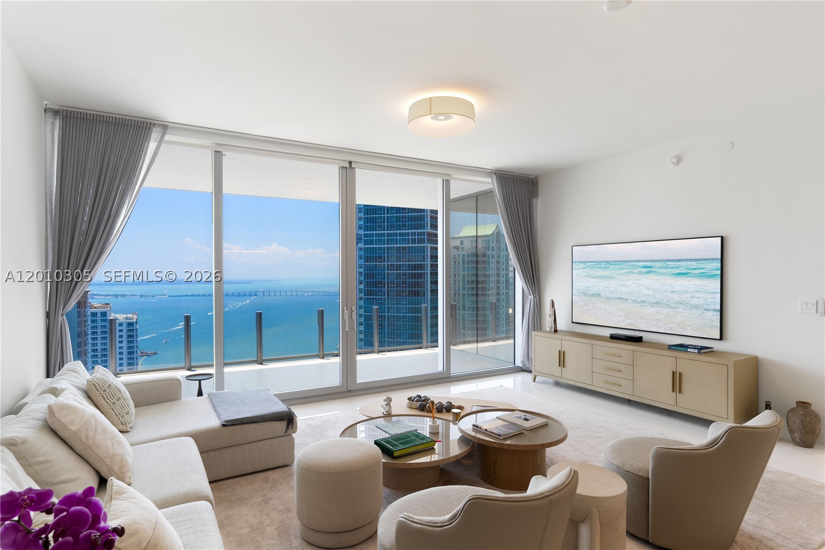 300 Biscayne Blvd Way #3503C, Miami FL 33131