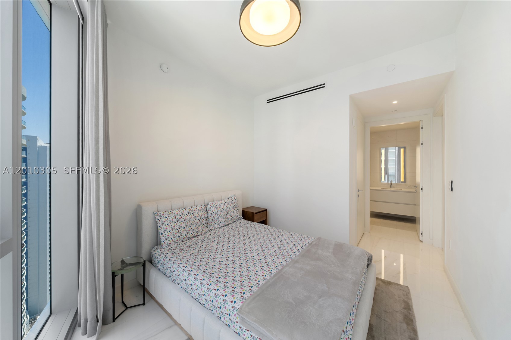 300 Biscayne Blvd Way #3503C, Miami FL 33131