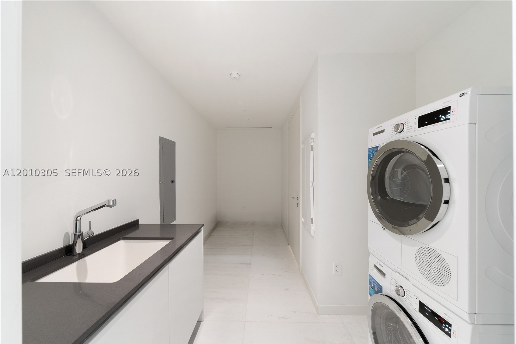300 Biscayne Blvd Way #3503C, Miami FL 33131