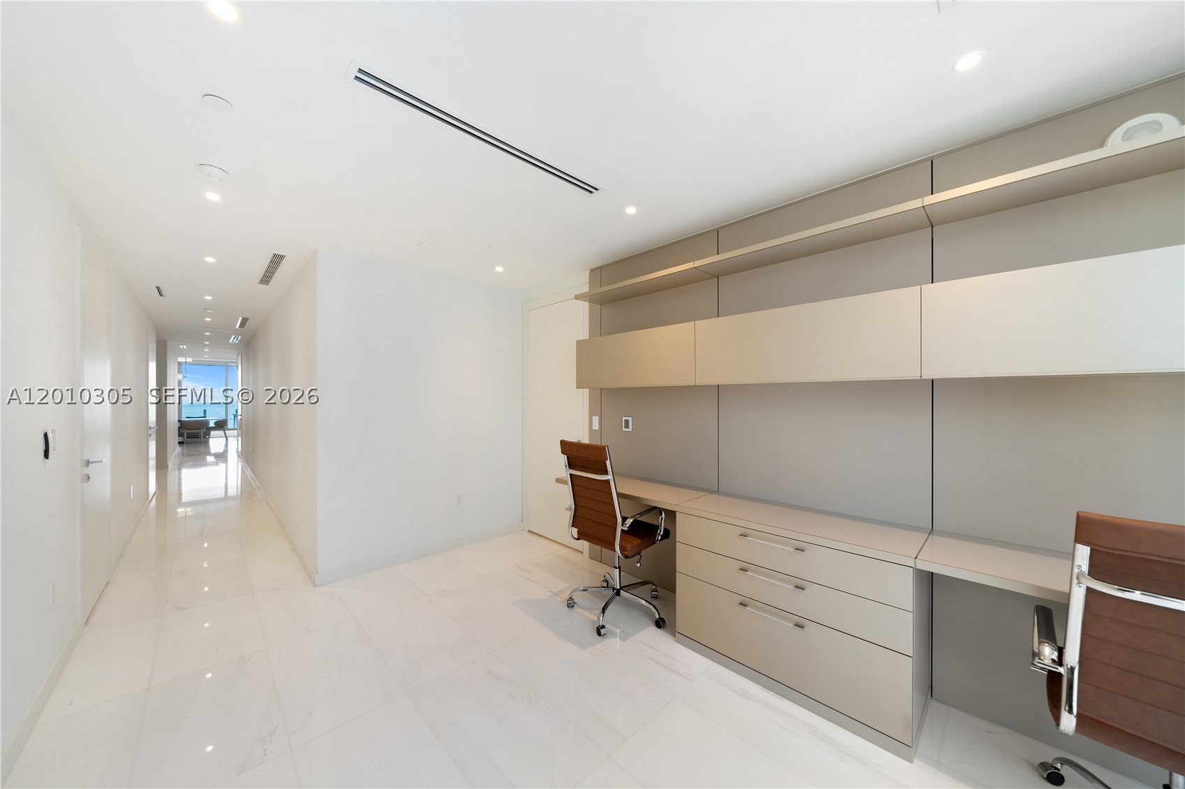 300 Biscayne Blvd Way #3503C, Miami FL 33131