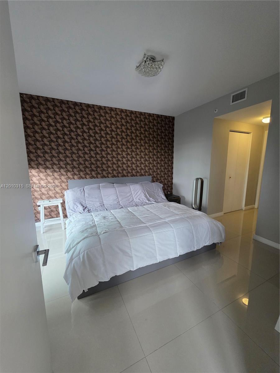488 NE 18th St #301, Miami FL 33132