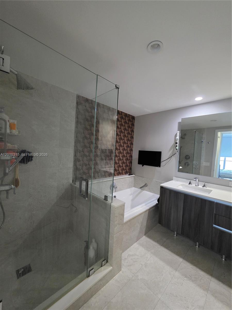 488 NE 18th St #301, Miami FL 33132