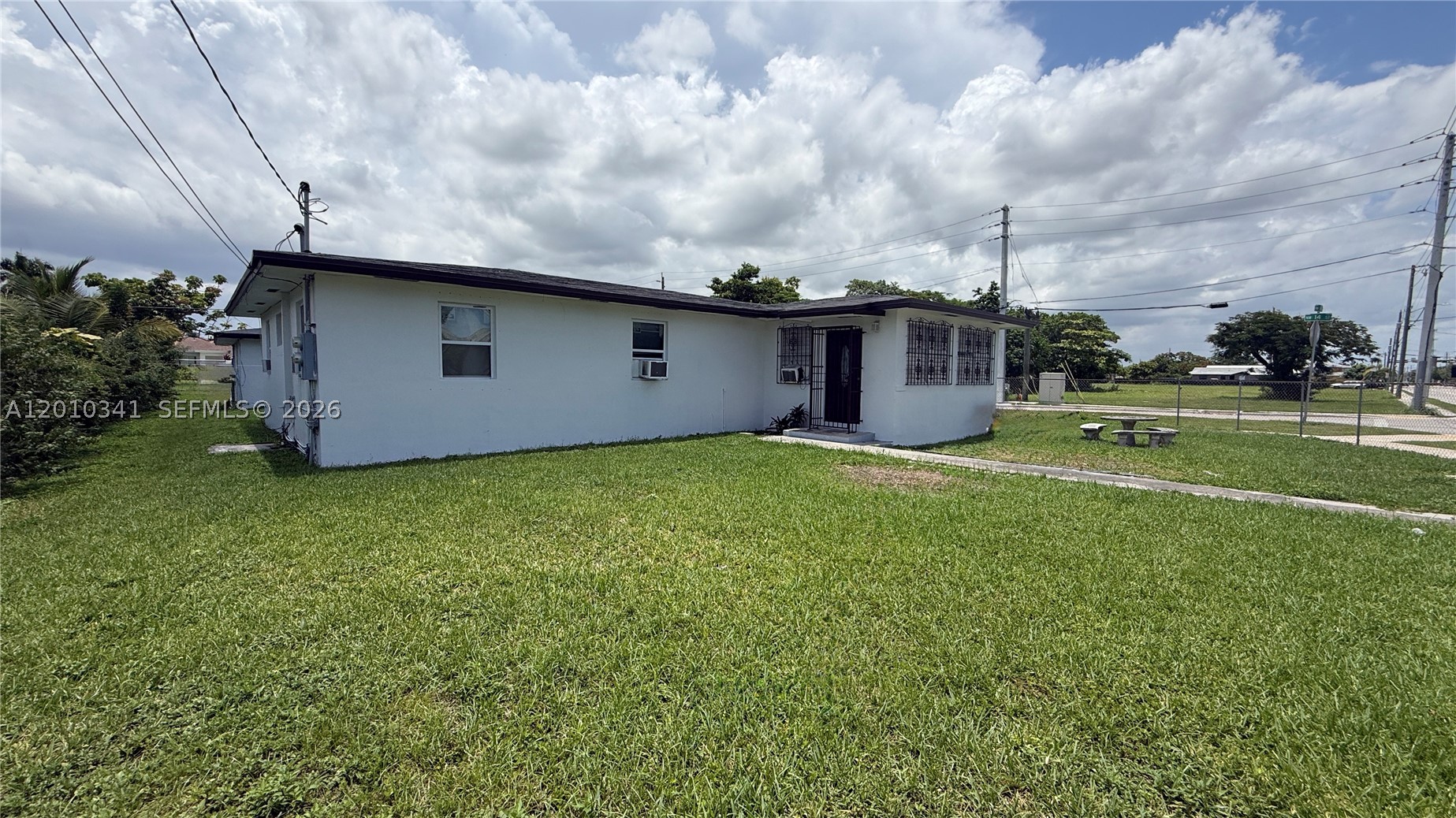 1334 NW 6th Ave, Florida City FL 33034