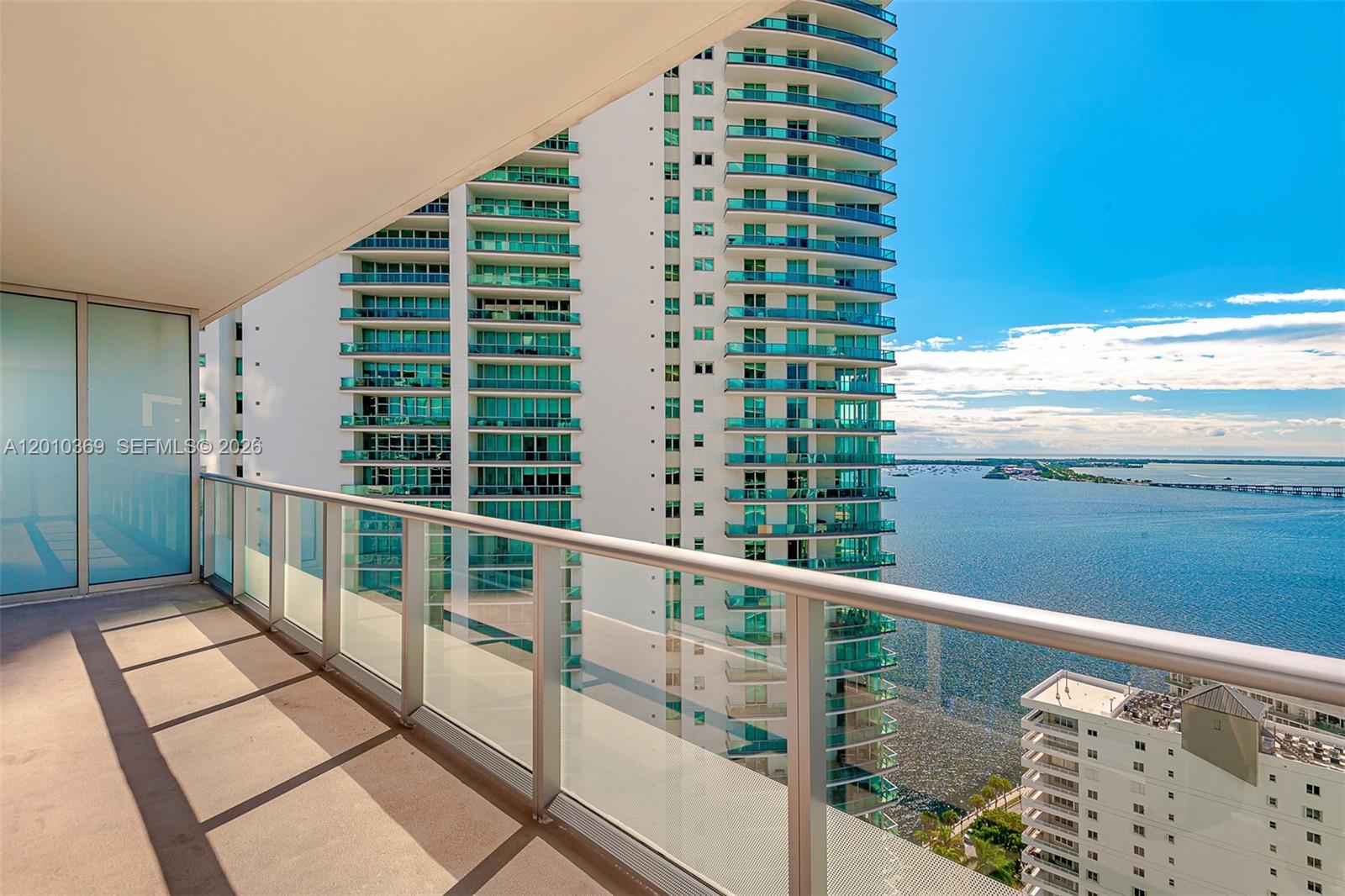 1300 Brickell Bay Dr #2808, Miami FL 33131
