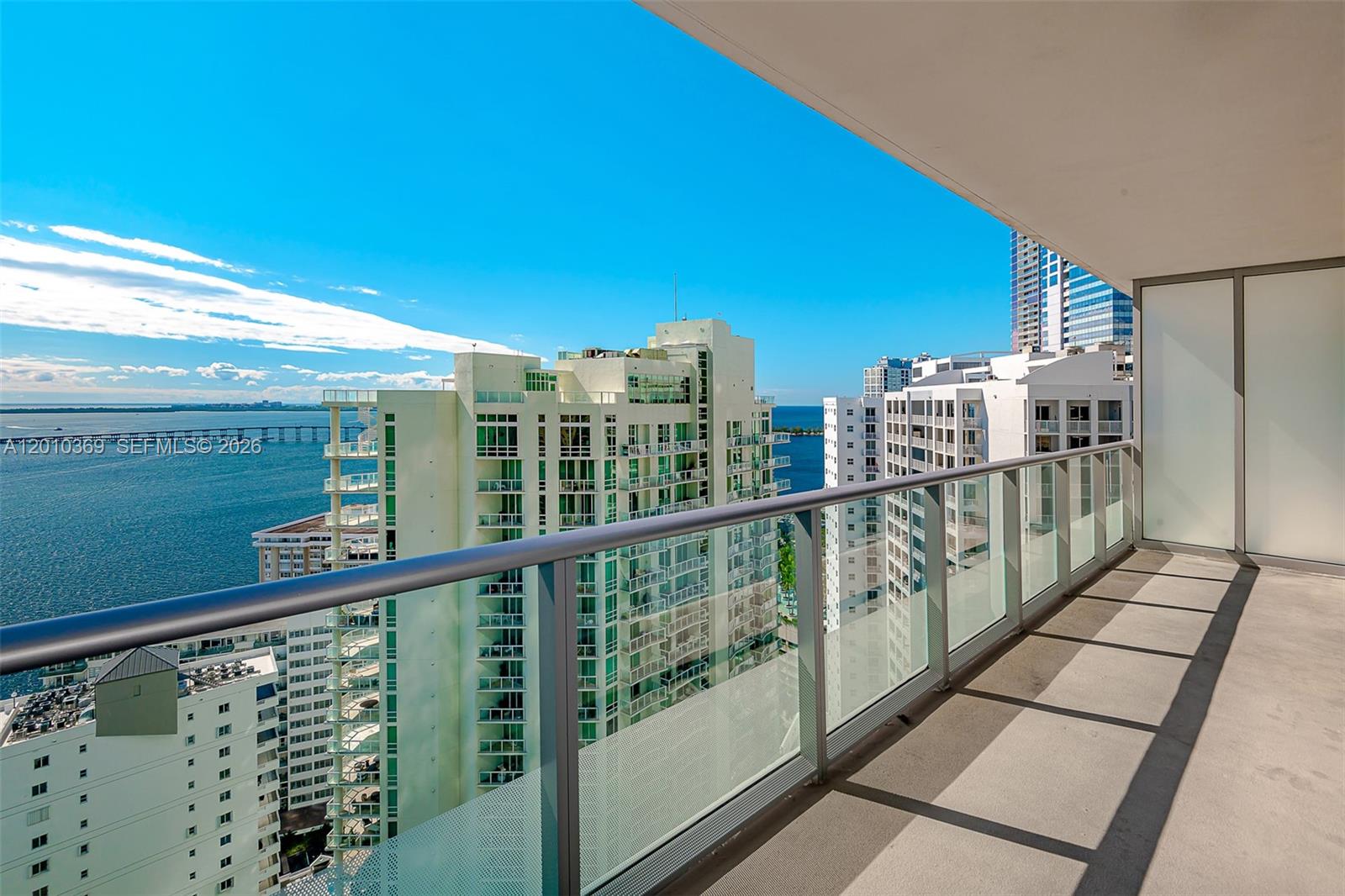 1300 Brickell Bay Dr #2808, Miami FL 33131