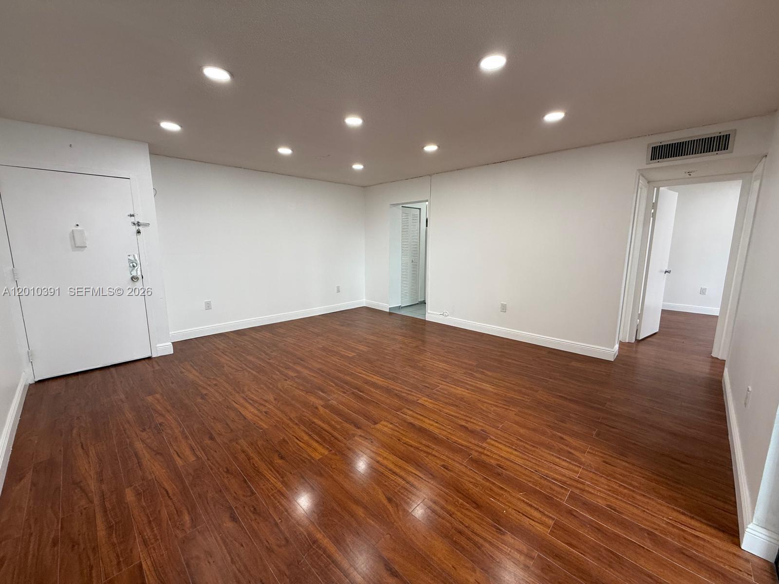 750 NW 43rd Ave #412, Miami FL 33126