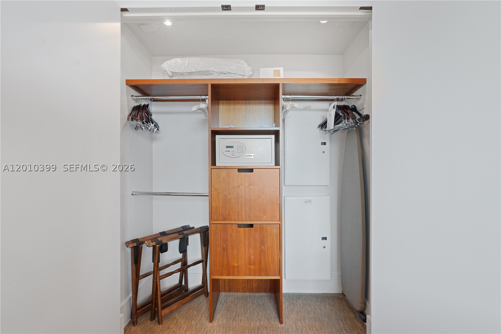 6801 Collins Ave #503, Miami Beach FL 33141