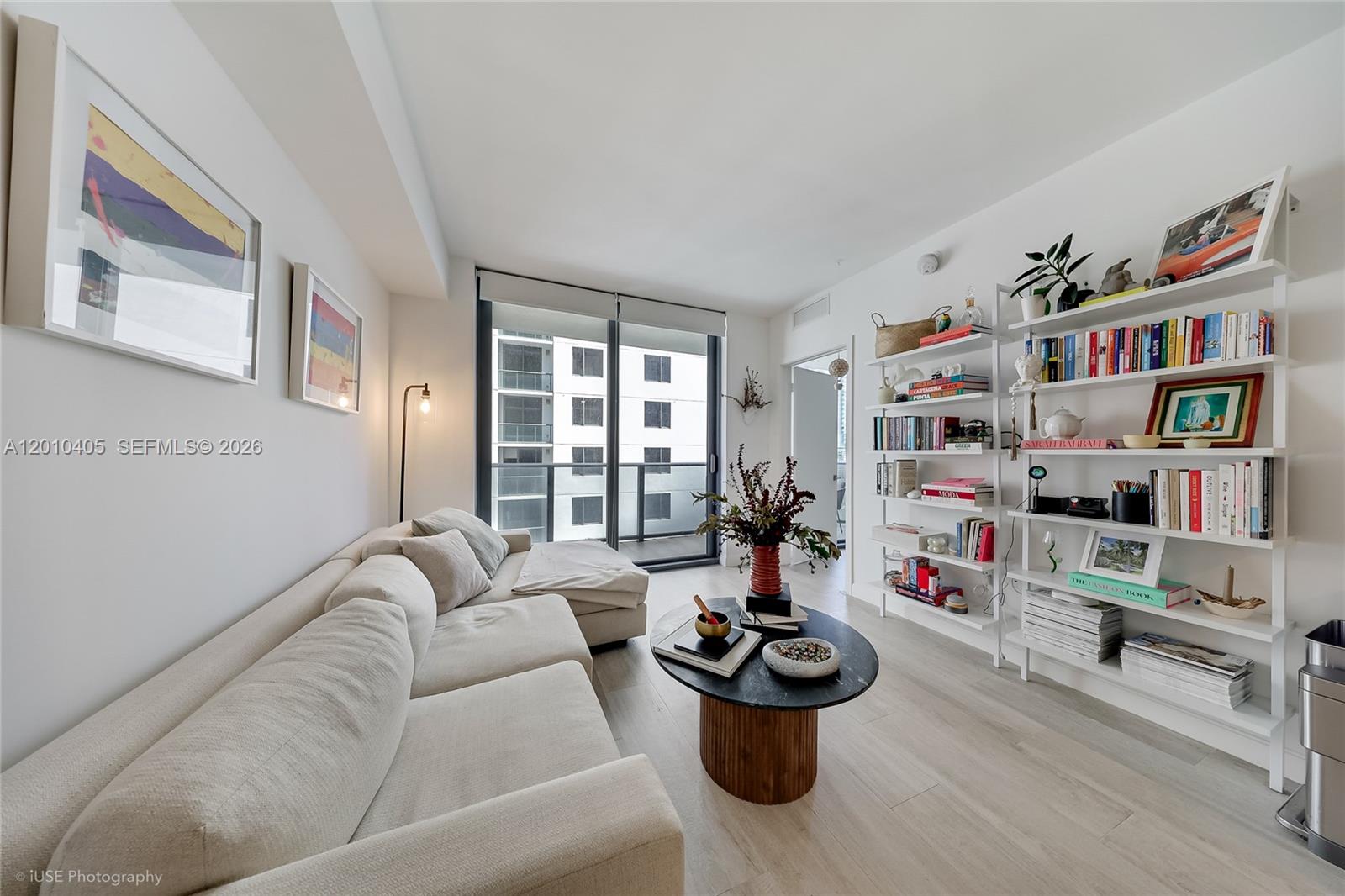 55 SW 9th St #2109, Miami FL 33130