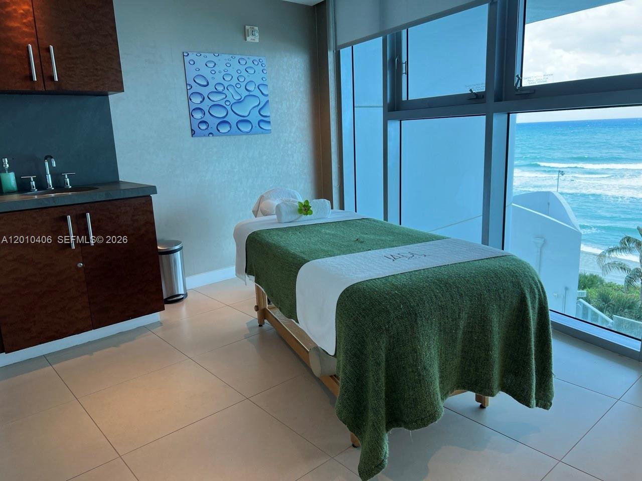 17001 Collins Ave #3702, Sunny Isles Beach FL 33160