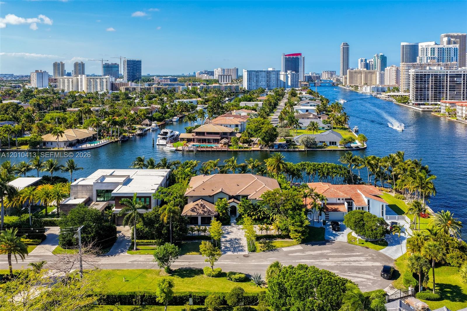 110 Holiday Dr, Hallandale Beach FL 33009