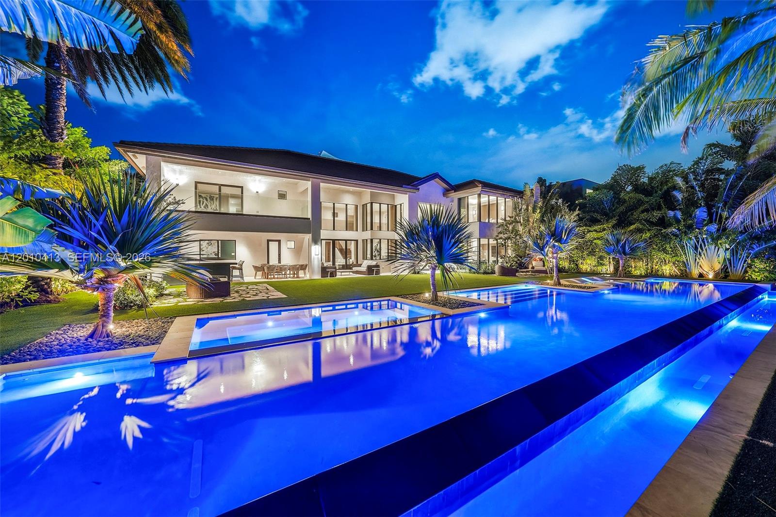 110 Holiday Dr, Hallandale Beach FL 33009