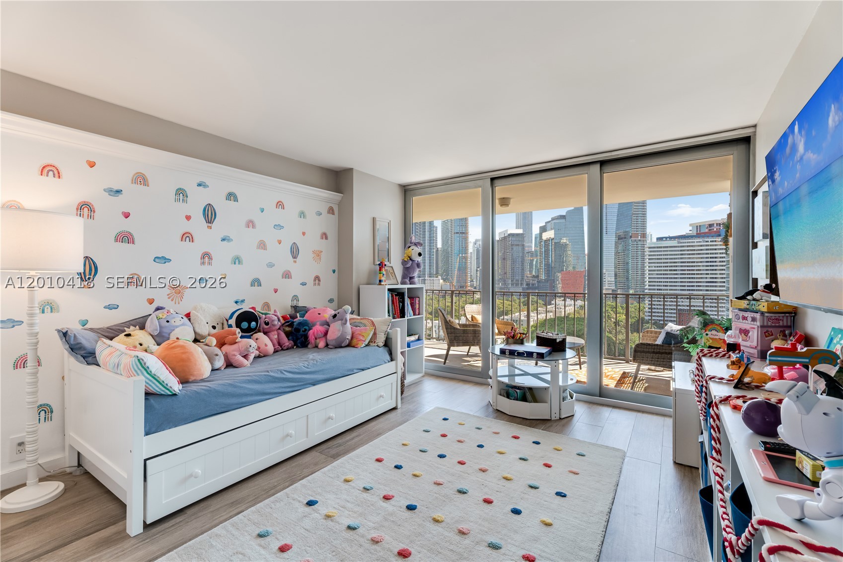 1901 Brickell Ave #B1809, Miami FL 33129