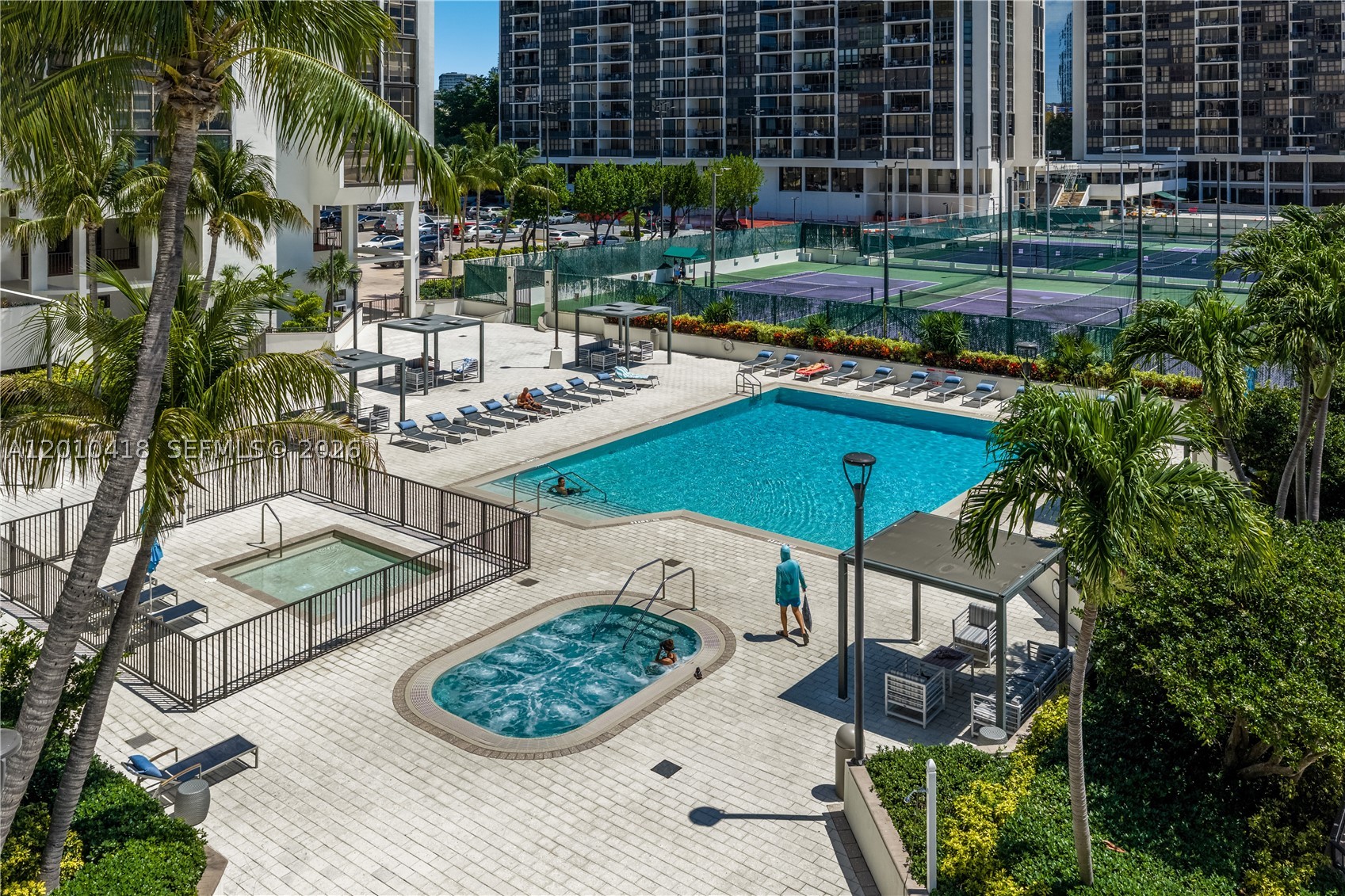 1901 Brickell Ave #B1809, Miami FL 33129