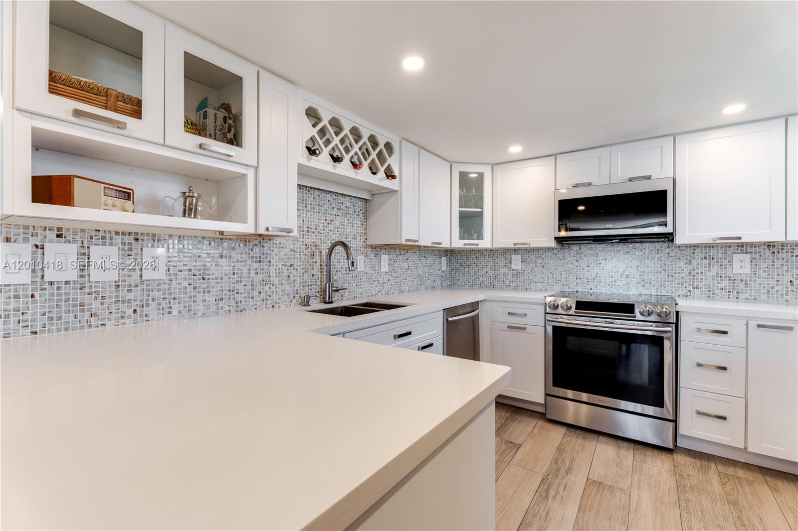 1901 Brickell Ave #B1809, Miami FL 33129