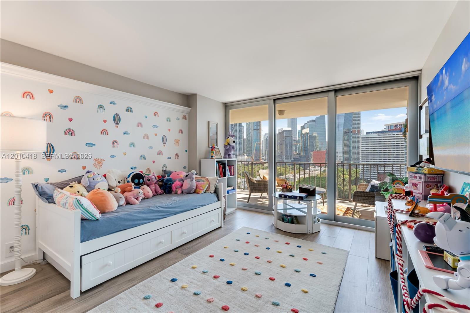 1901 Brickell Ave #B1809, Miami FL 33129
