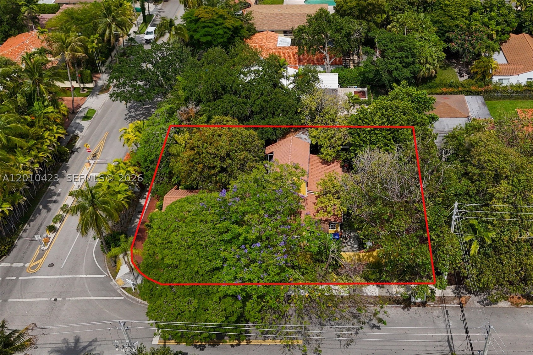 650 NE 76th St, Miami FL 33138