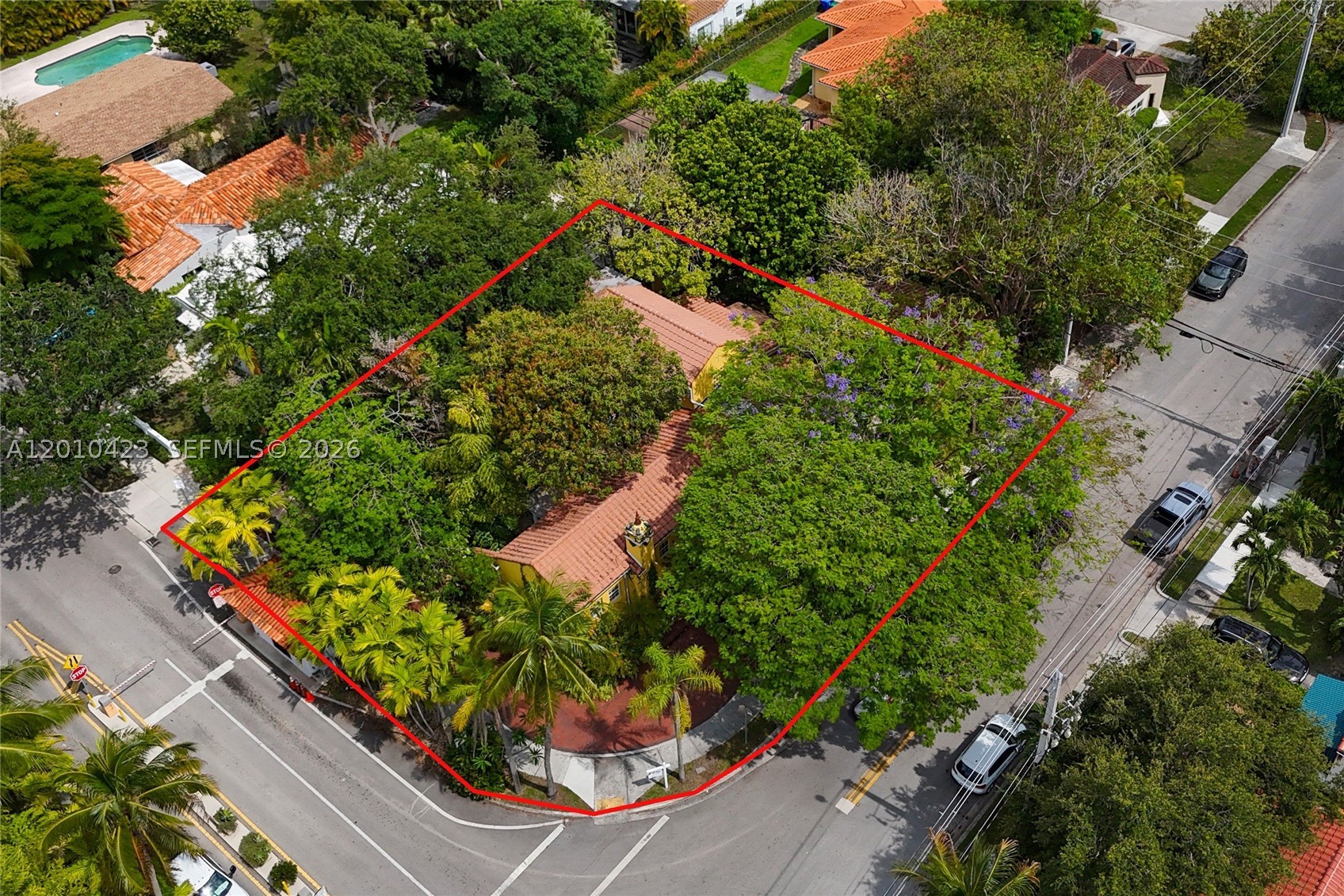 650 NE 76th St, Miami FL 33138