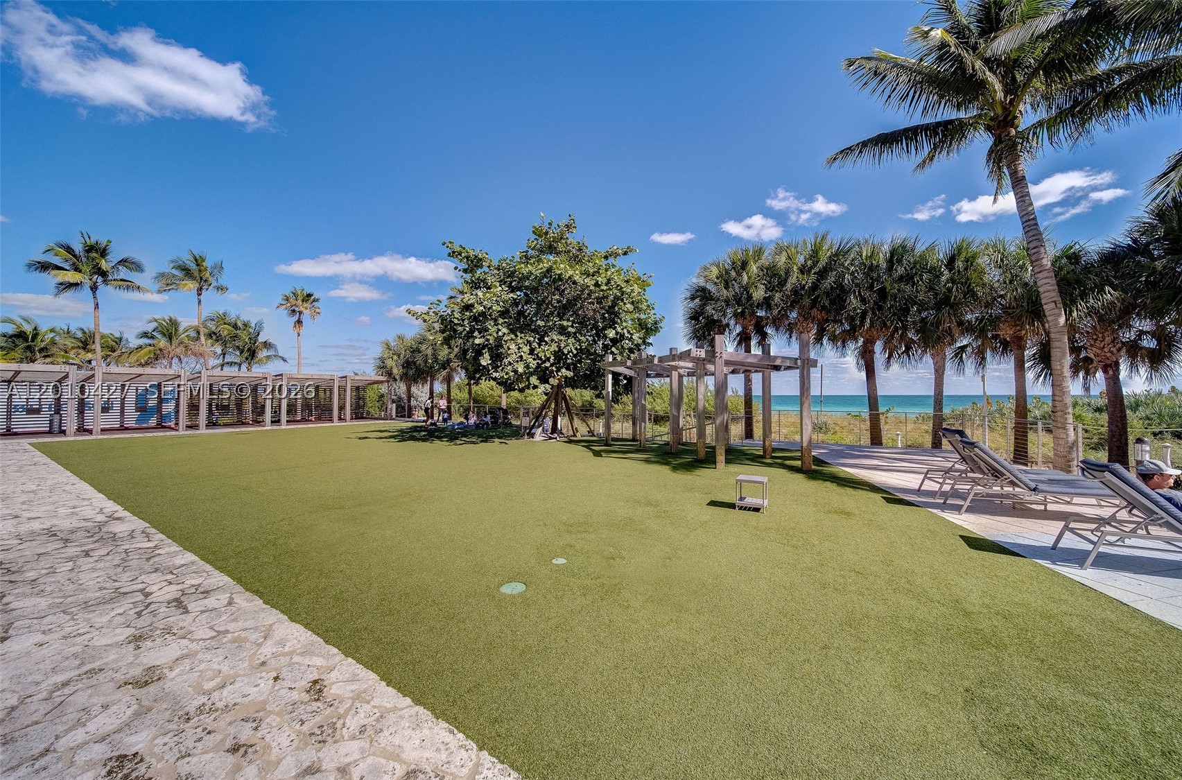 6801 Collins Ave #1215, Miami Beach FL 33141
