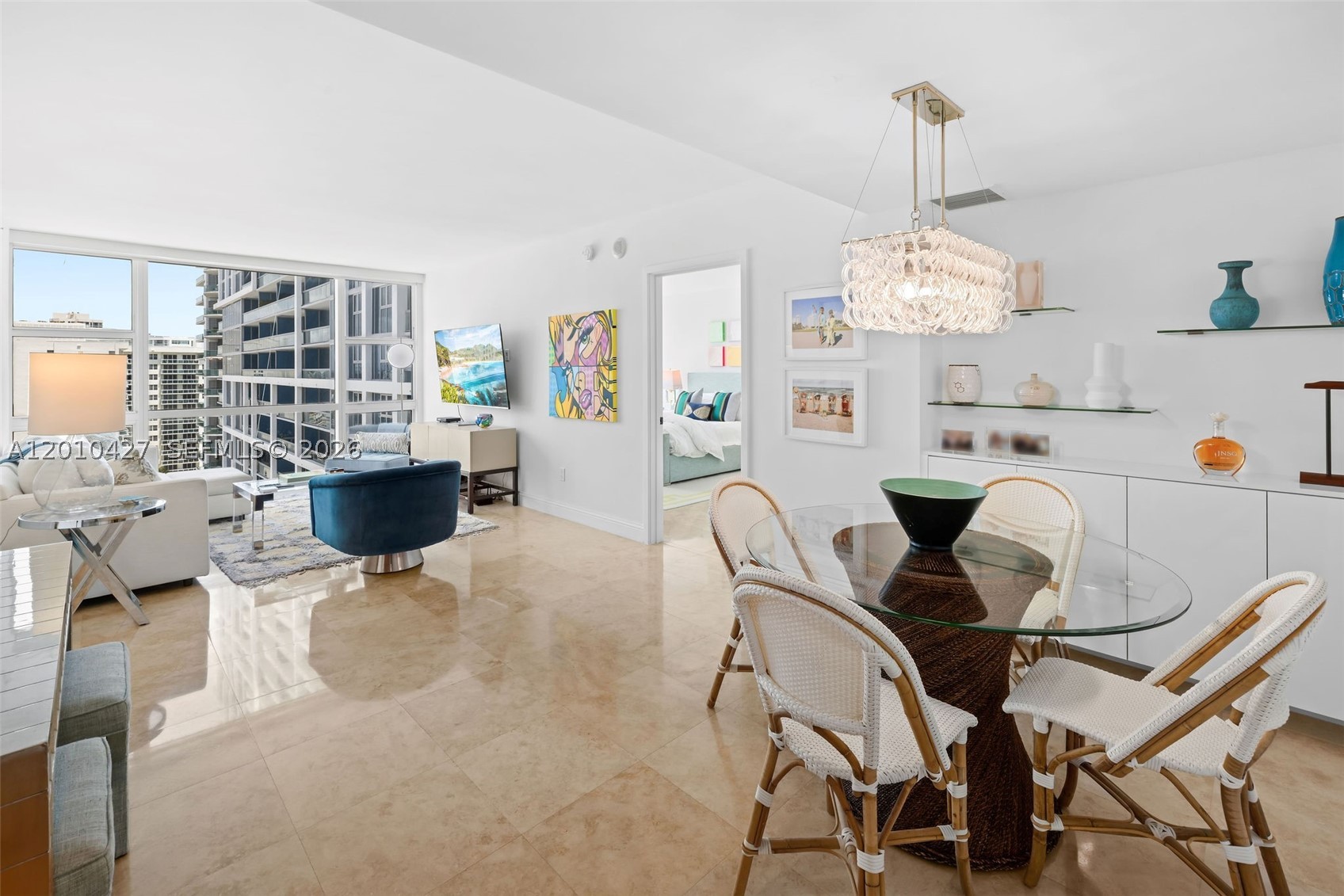 6801 Collins Ave #1215, Miami Beach FL 33141