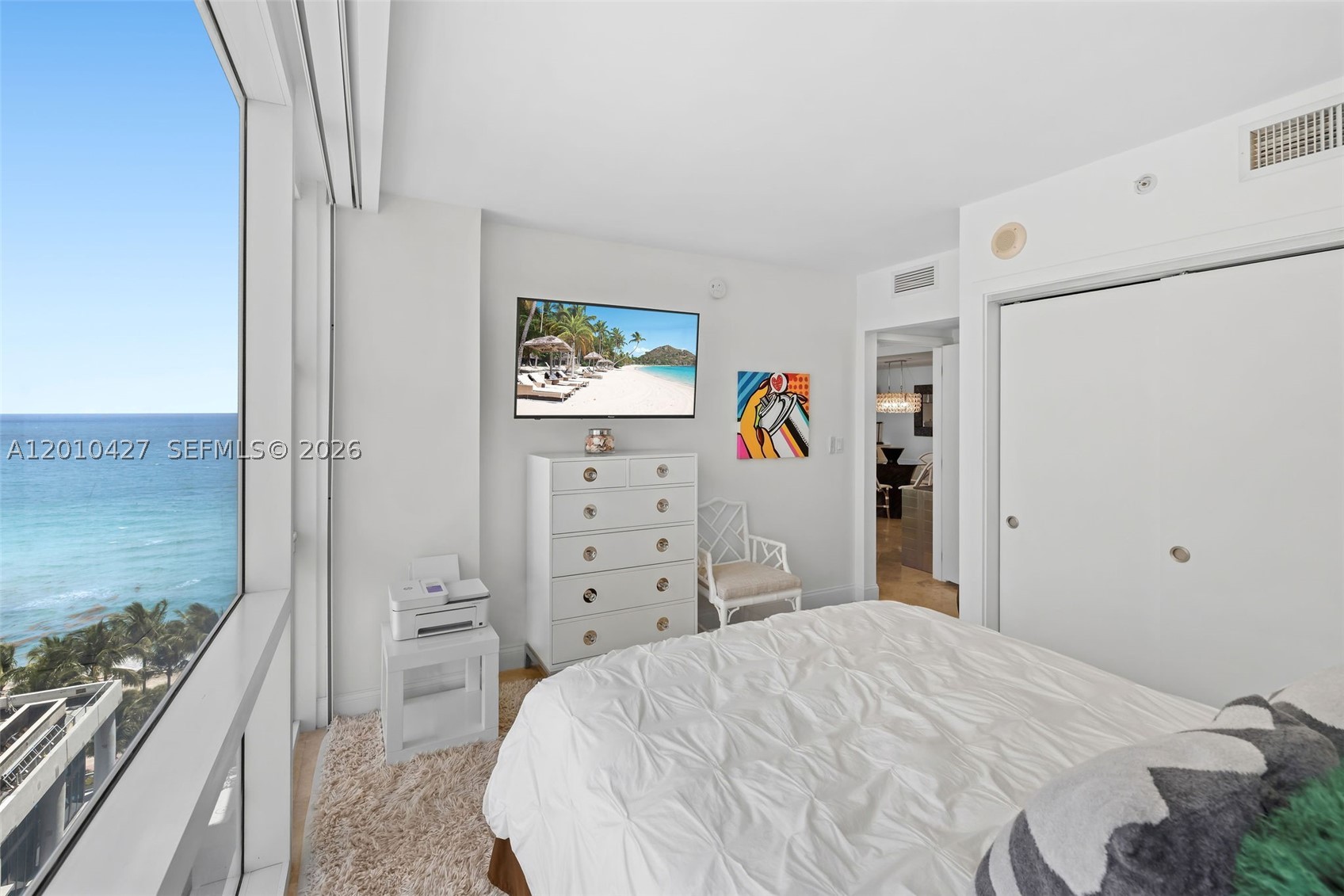 6801 Collins Ave #1215, Miami Beach FL 33141
