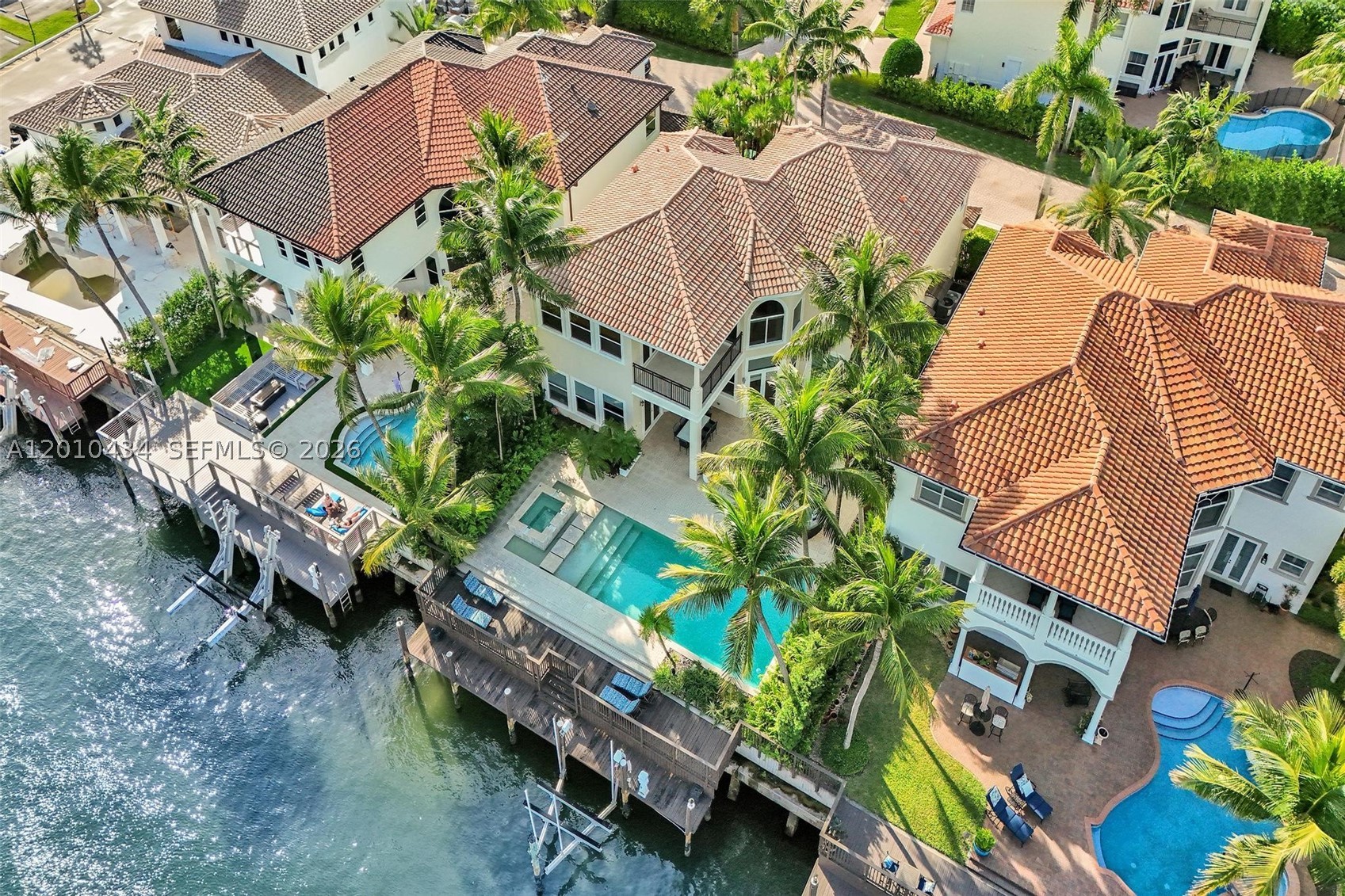1575 Windjammer Way, Hollywood FL 33019
