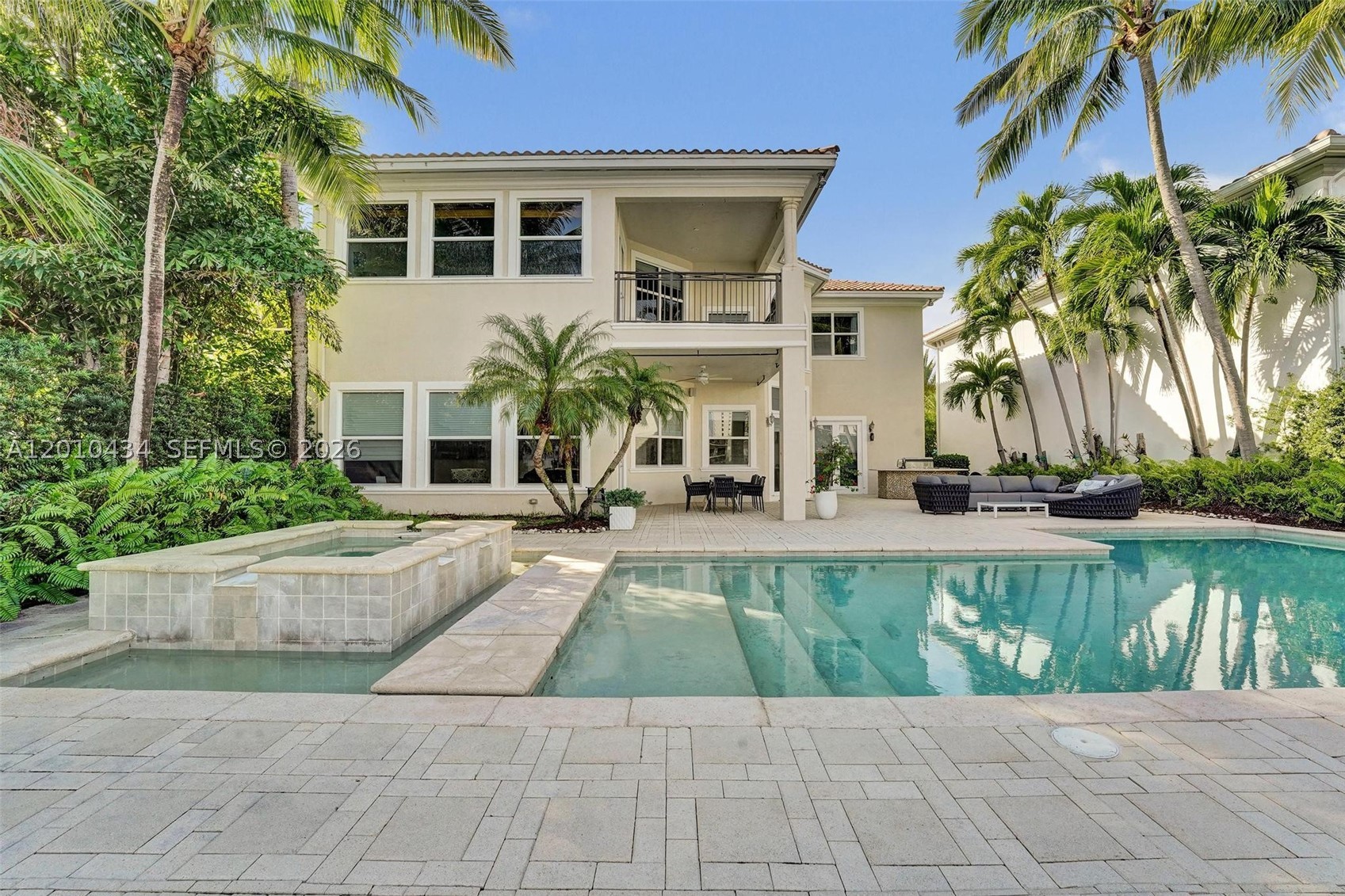 1575 Windjammer Way, Hollywood FL 33019