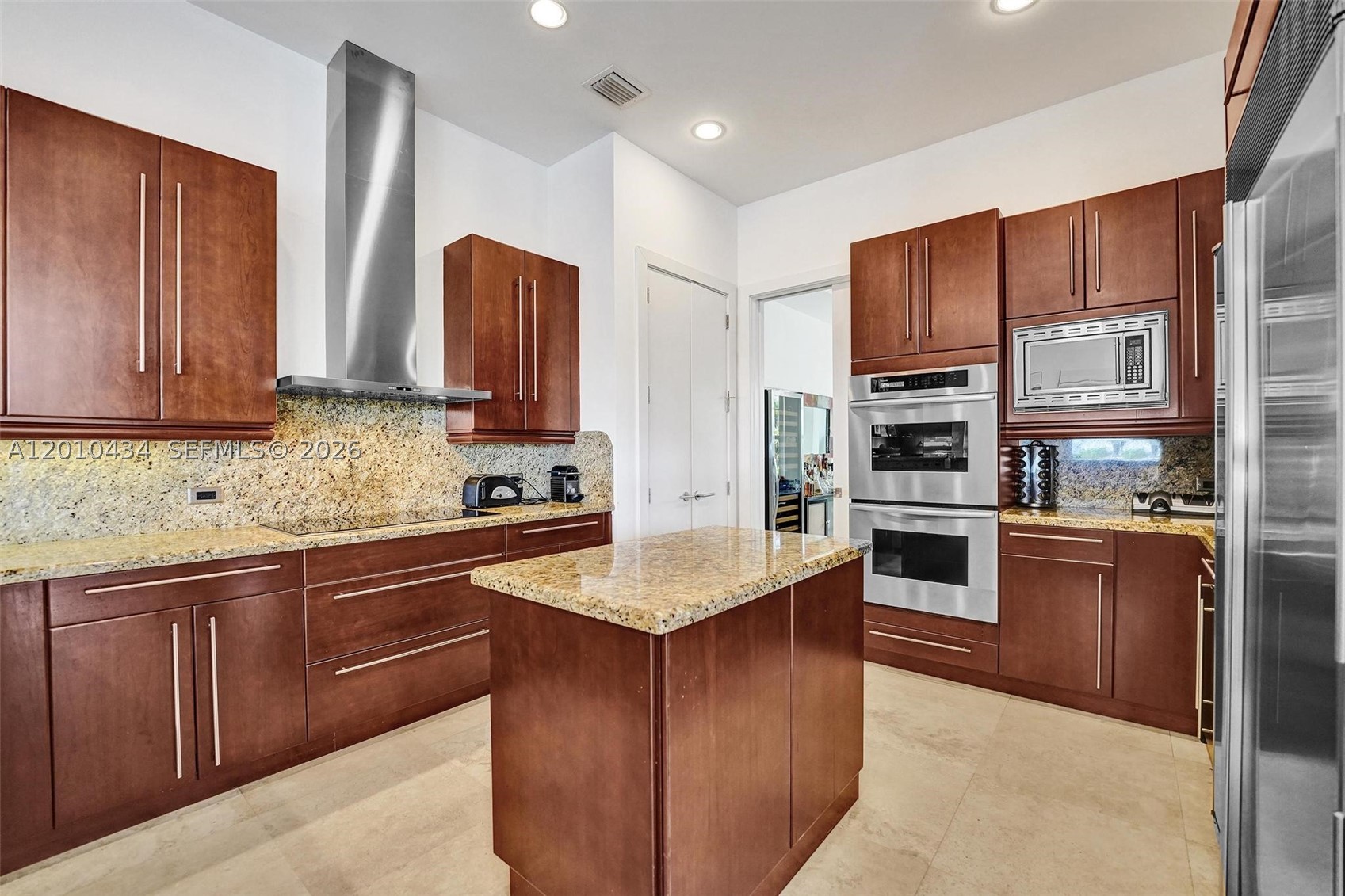 1575 Windjammer Way, Hollywood FL 33019