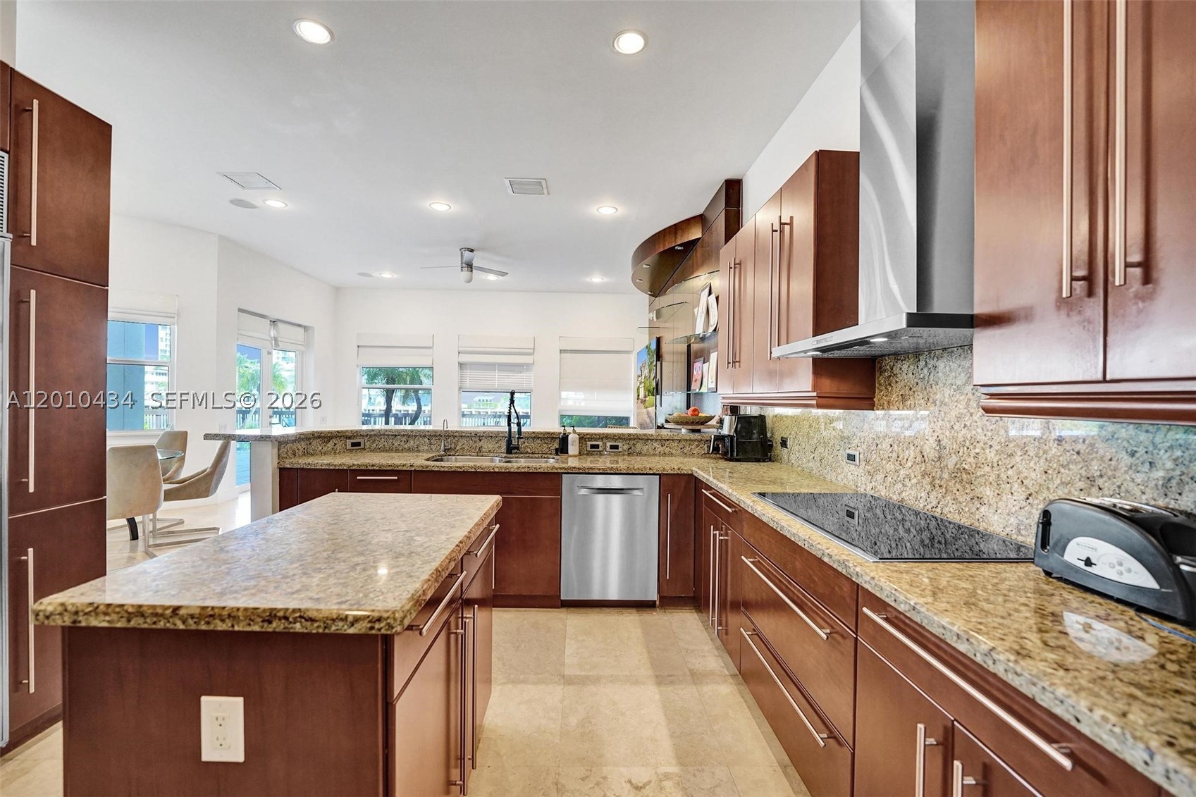 1575 Windjammer Way, Hollywood FL 33019