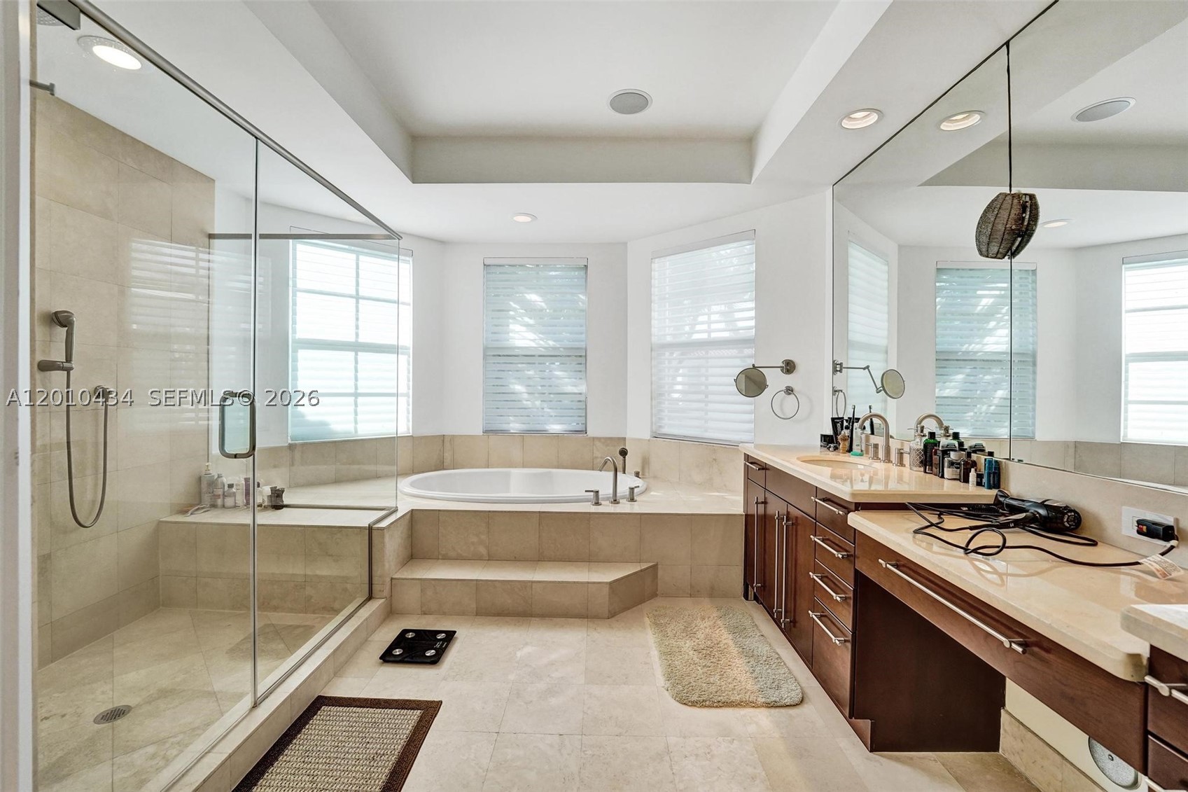 1575 Windjammer Way, Hollywood FL 33019
