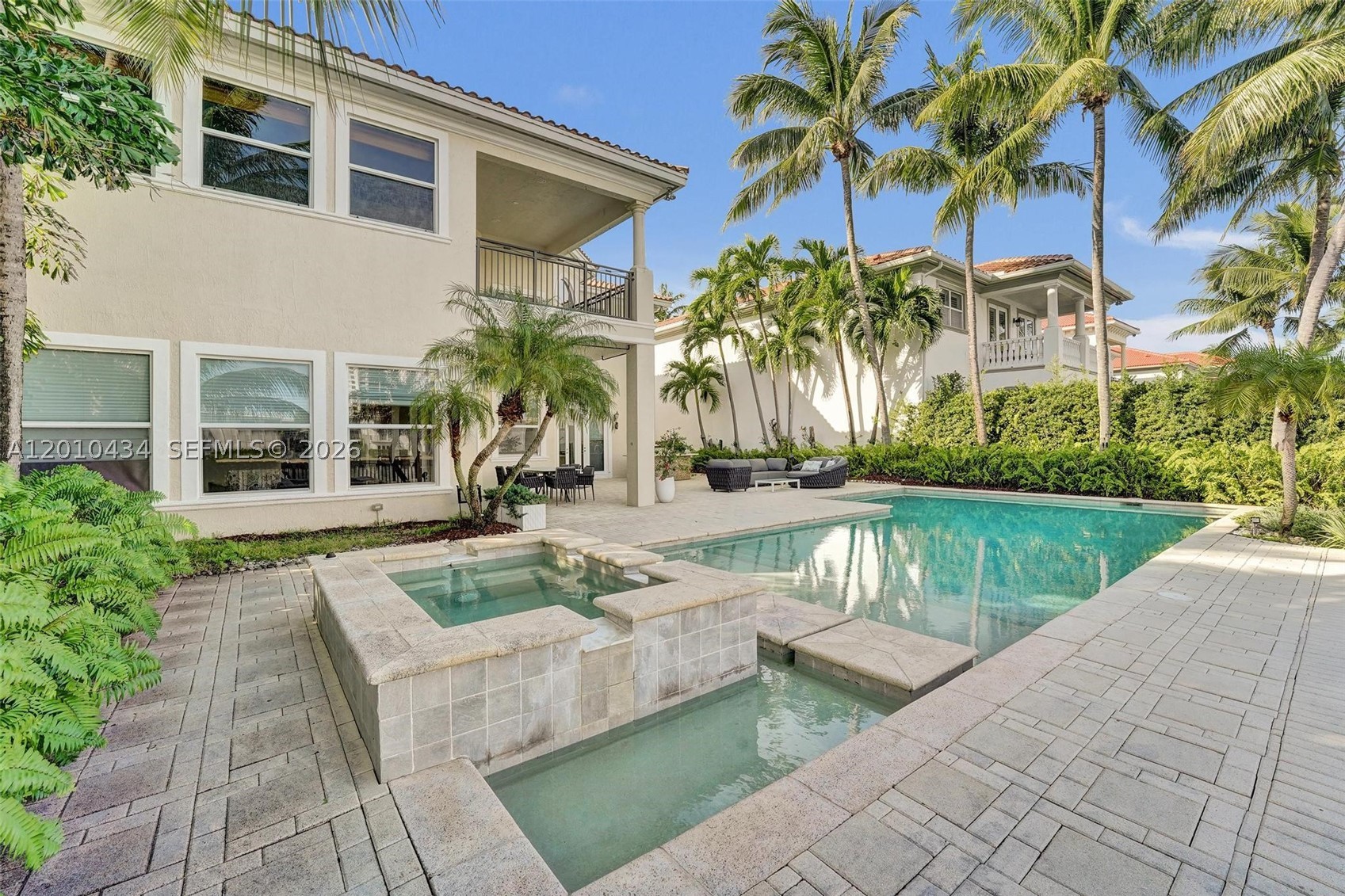 1575 Windjammer Way, Hollywood FL 33019