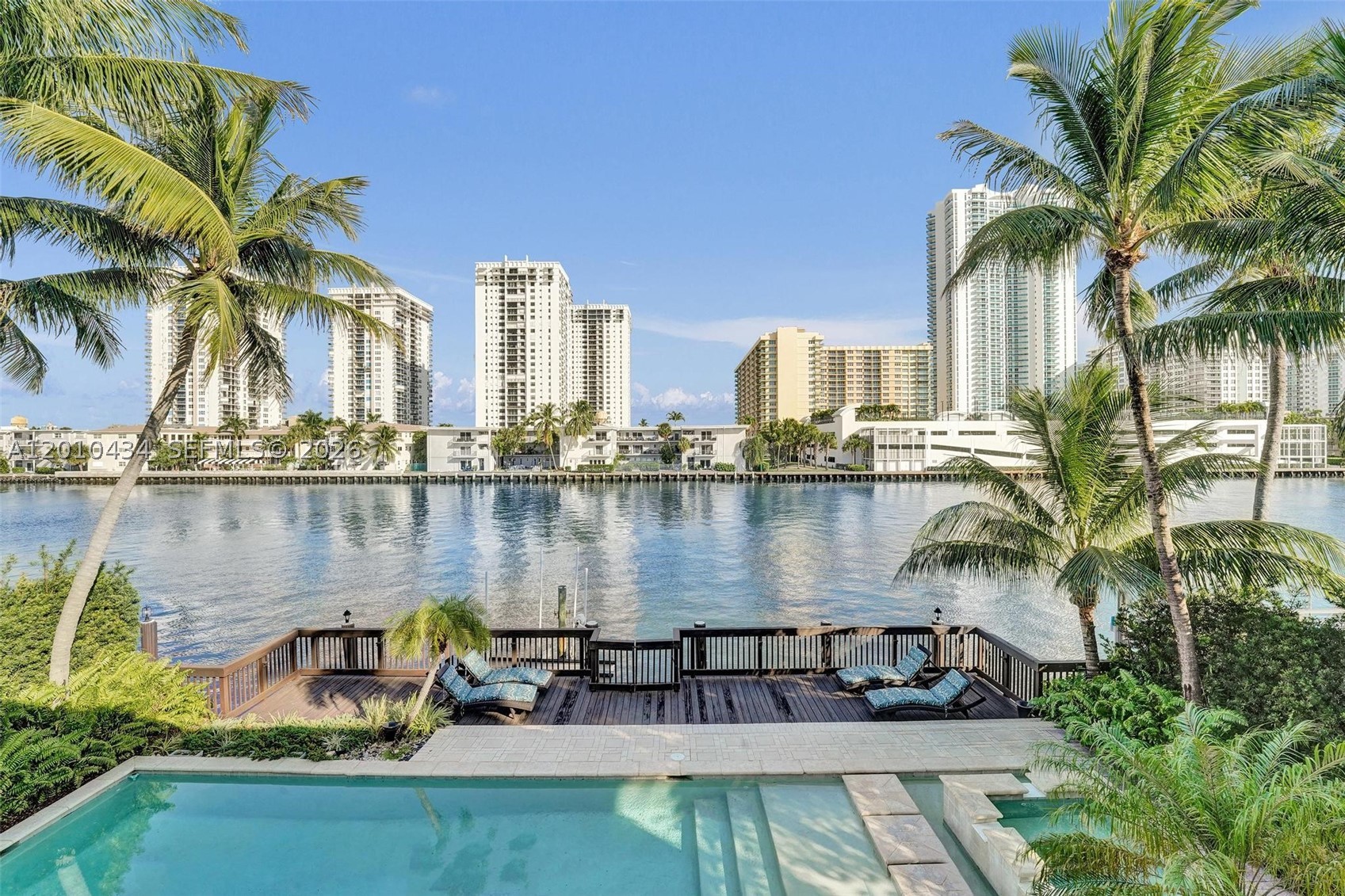 1575 Windjammer Way, Hollywood FL 33019