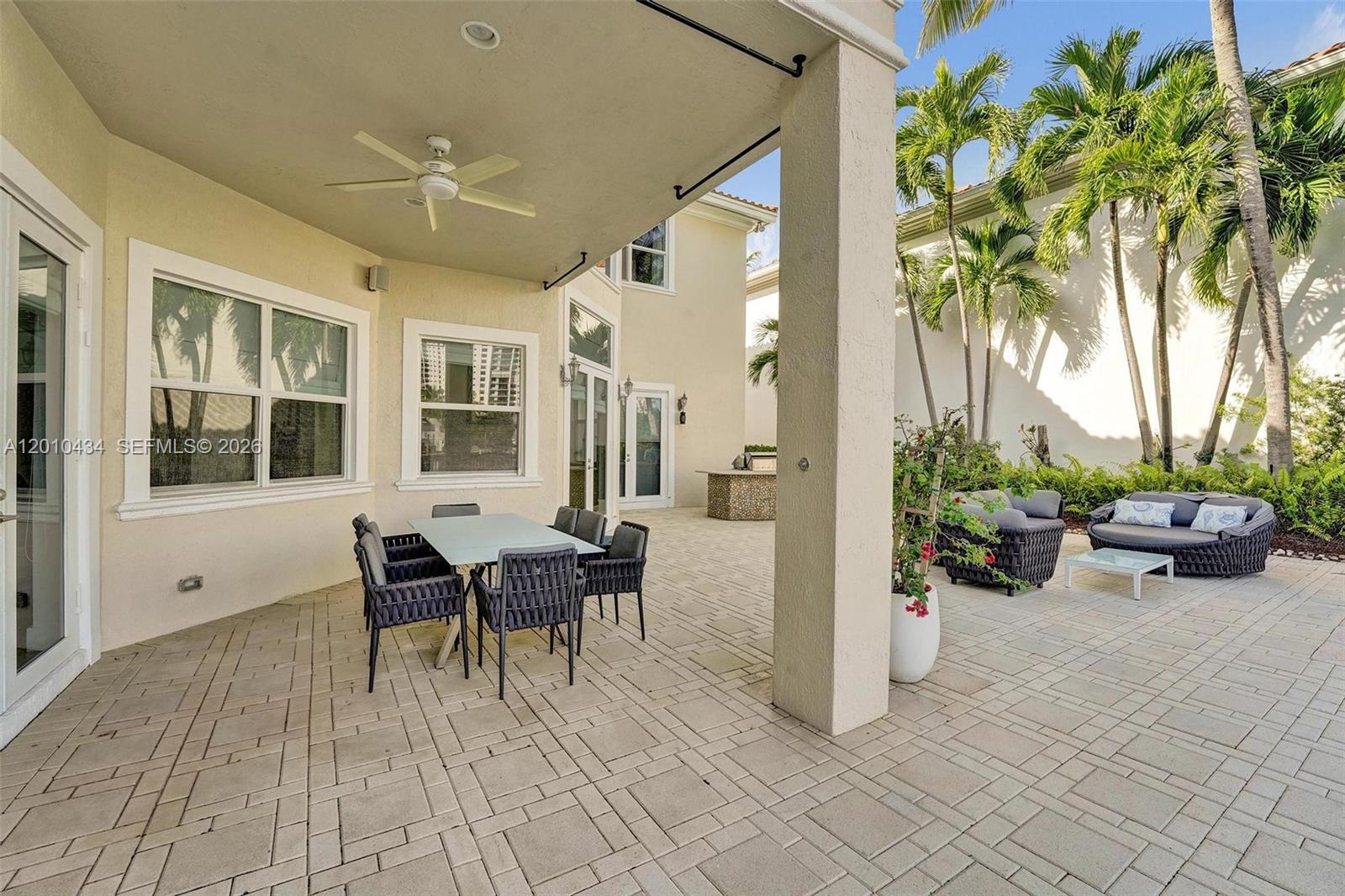 1575 Windjammer Way, Hollywood FL 33019