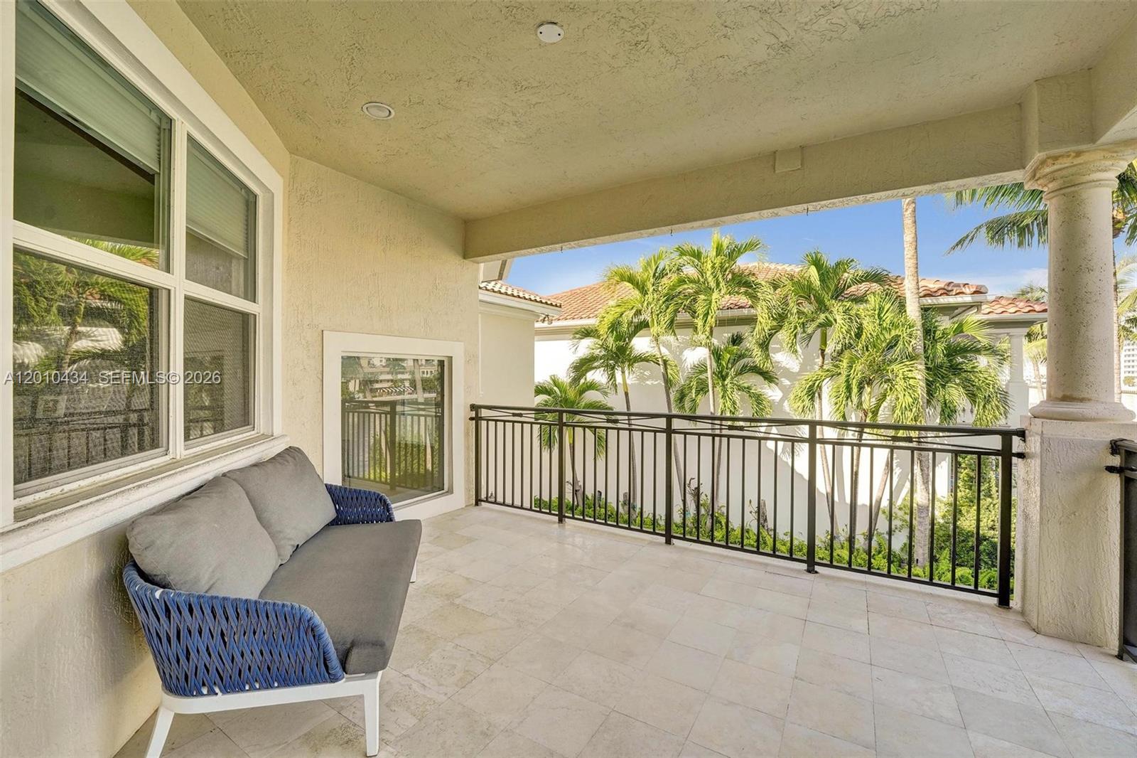 1575 Windjammer Way, Hollywood FL 33019