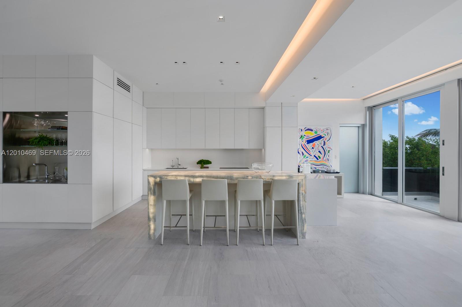 7815 Atlantic Way, Miami Beach FL 33141