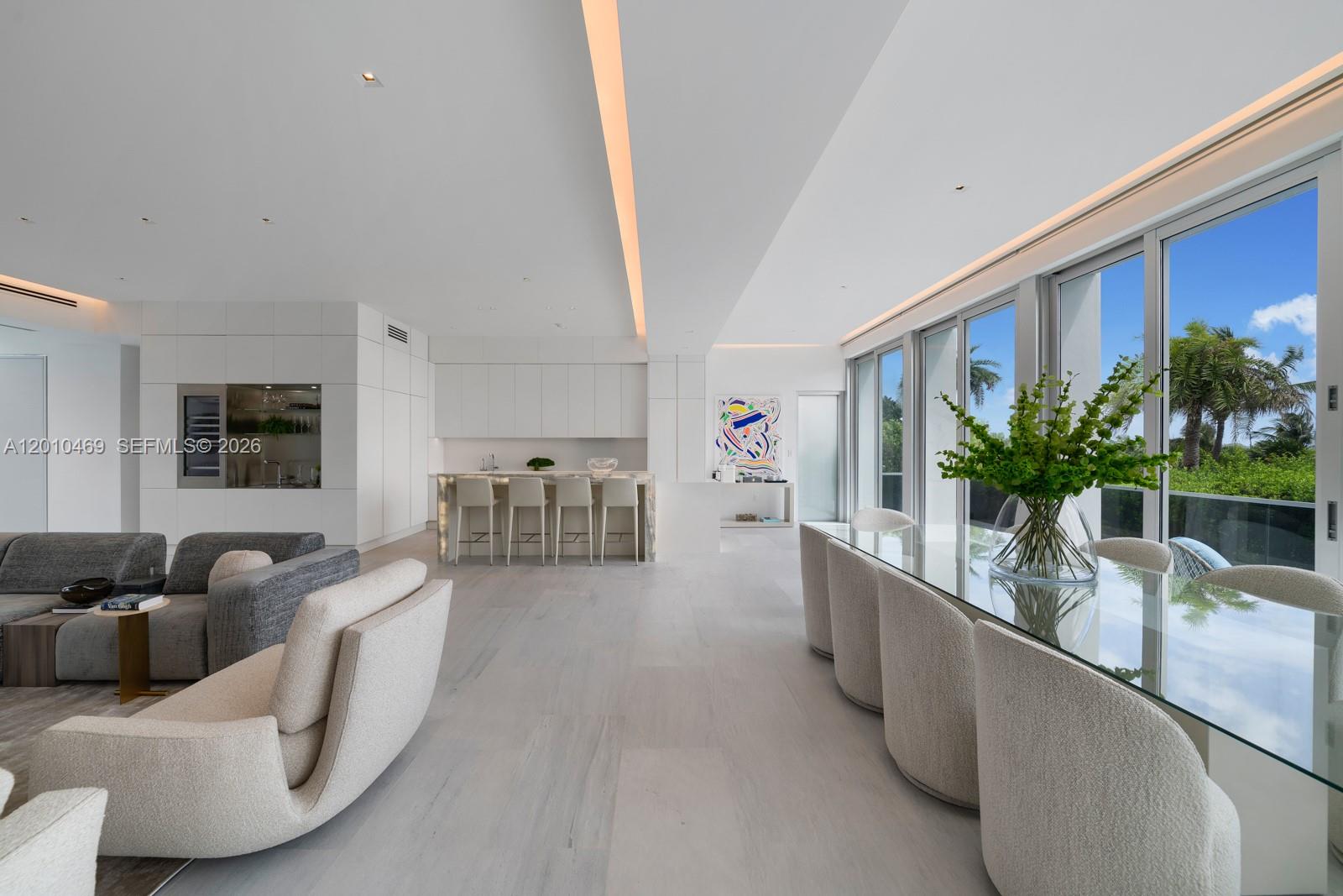 7815 Atlantic Way, Miami Beach FL 33141