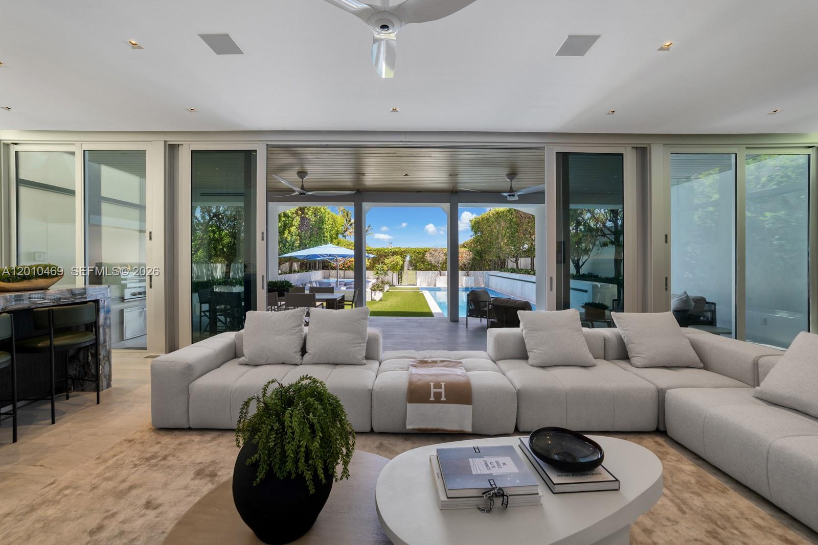 7815 Atlantic Way, Miami Beach FL 33141