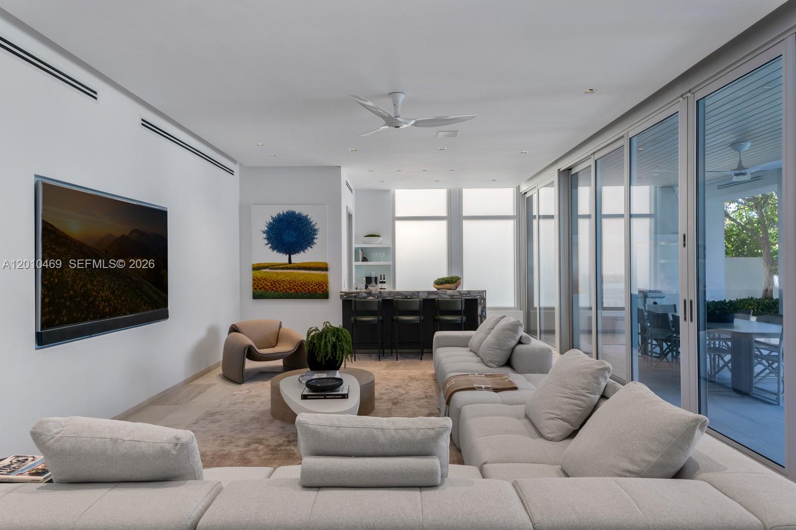 7815 Atlantic Way, Miami Beach FL 33141