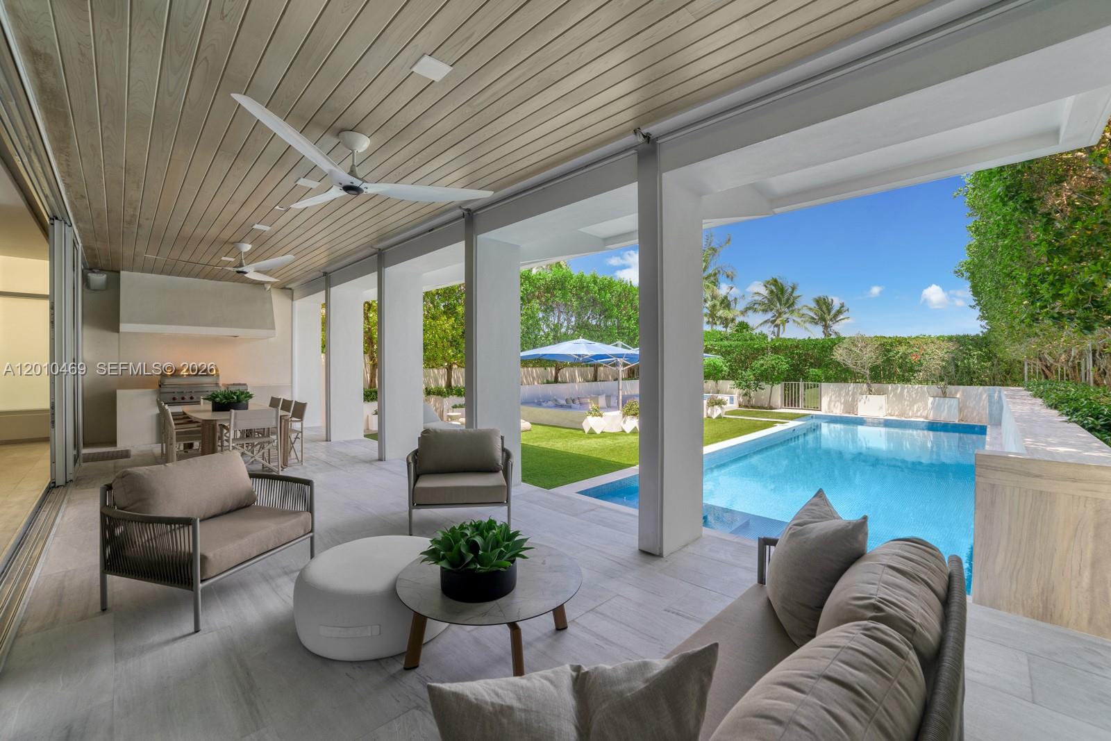 7815 Atlantic Way, Miami Beach FL 33141