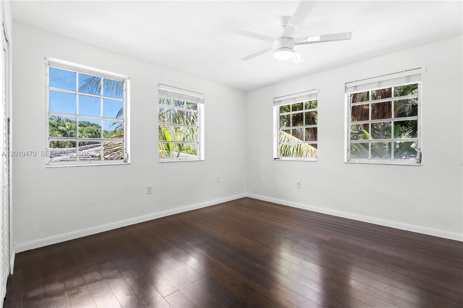 5520 San Vicente St, Coral Gables FL 33146
