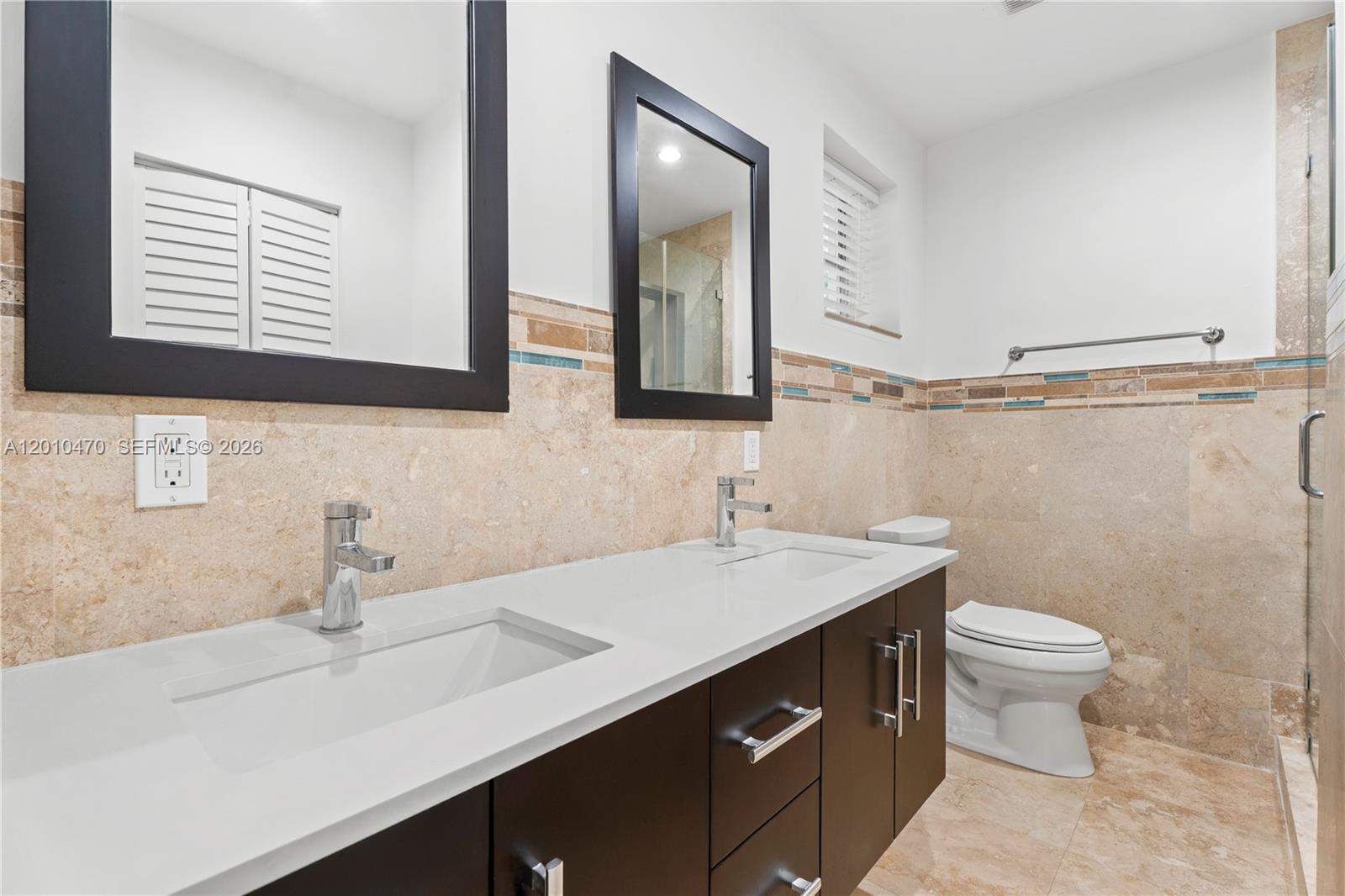 5520 San Vicente St, Coral Gables FL 33146